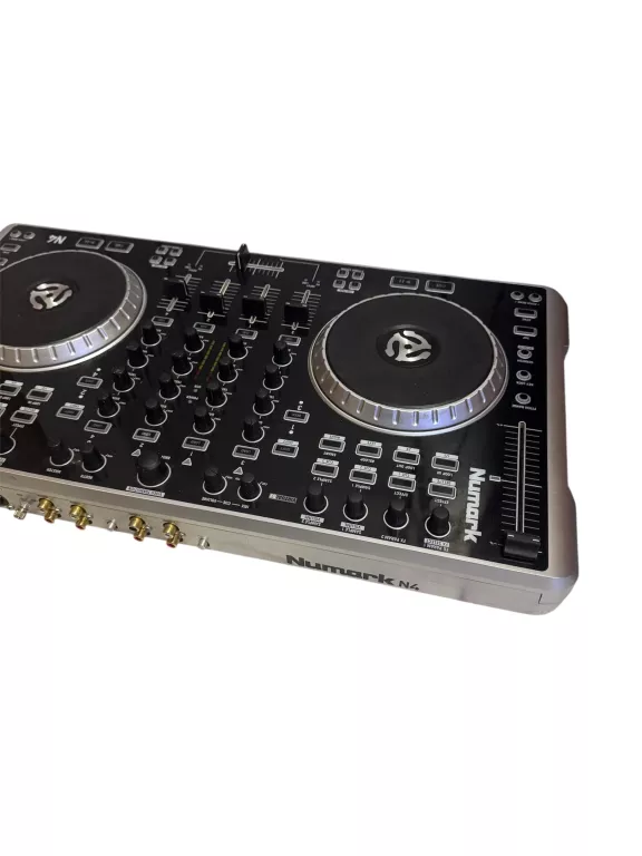 kontroler-dj-numark-n4-dla-profesjonalnych-dj-ow-liczba-kanalow-4