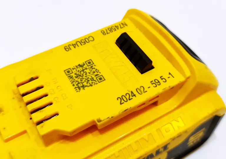 akumulator-dewalt-18v-5ah-dcb184-oryginal-2024r-marka-248811-950256