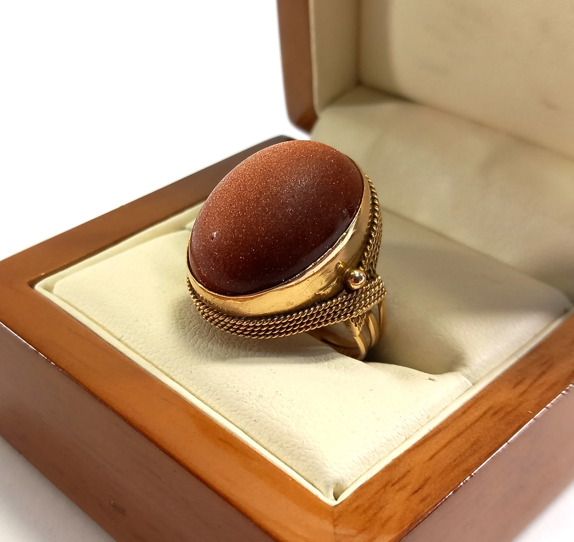 zloty-pierscionek-z-piaskiem-pustyni-pr585-r16-polska-319-szczytno