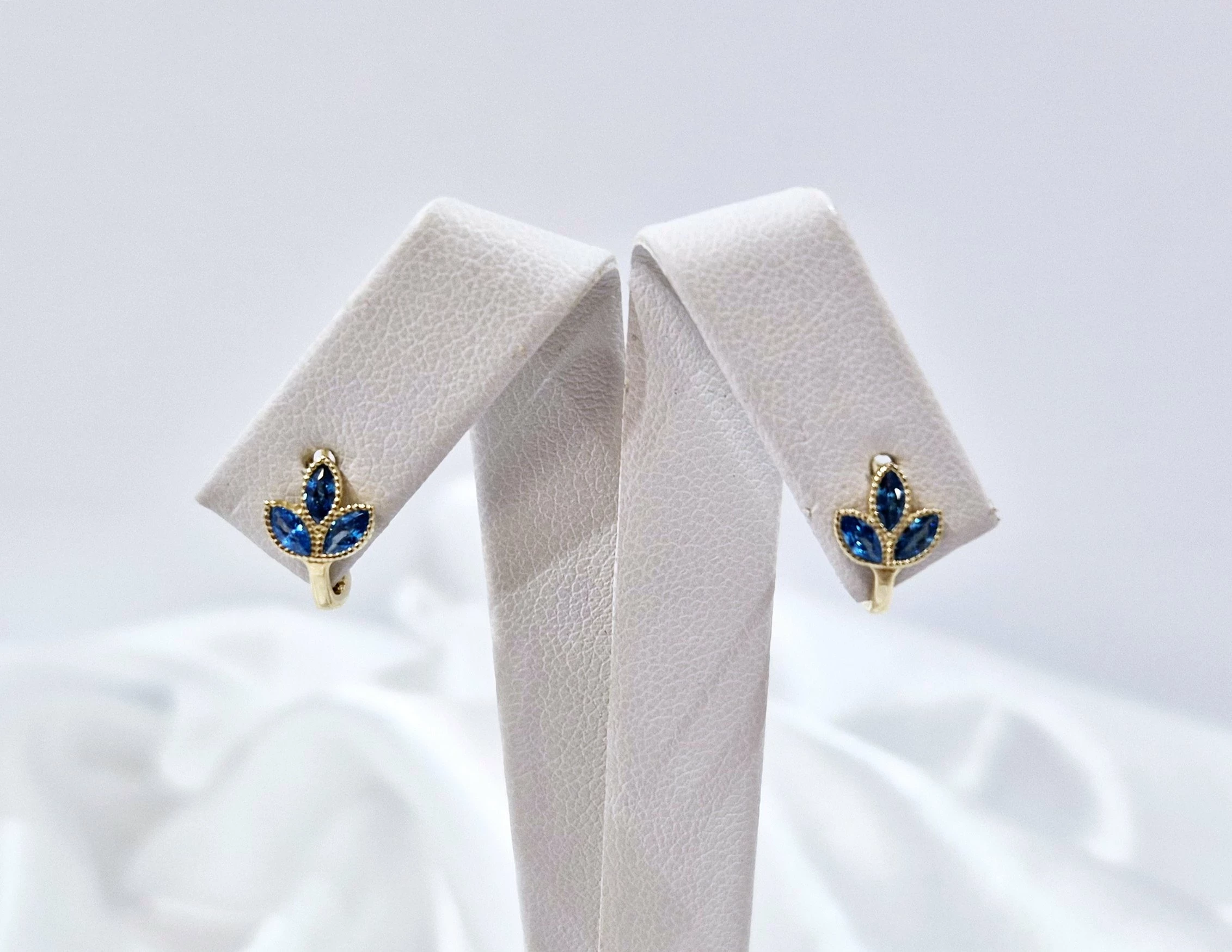 zloto-585-14k-zlote-kolczyki-listki-turkusowe-cyrkonie-113g-ean-gtin-5905868205312