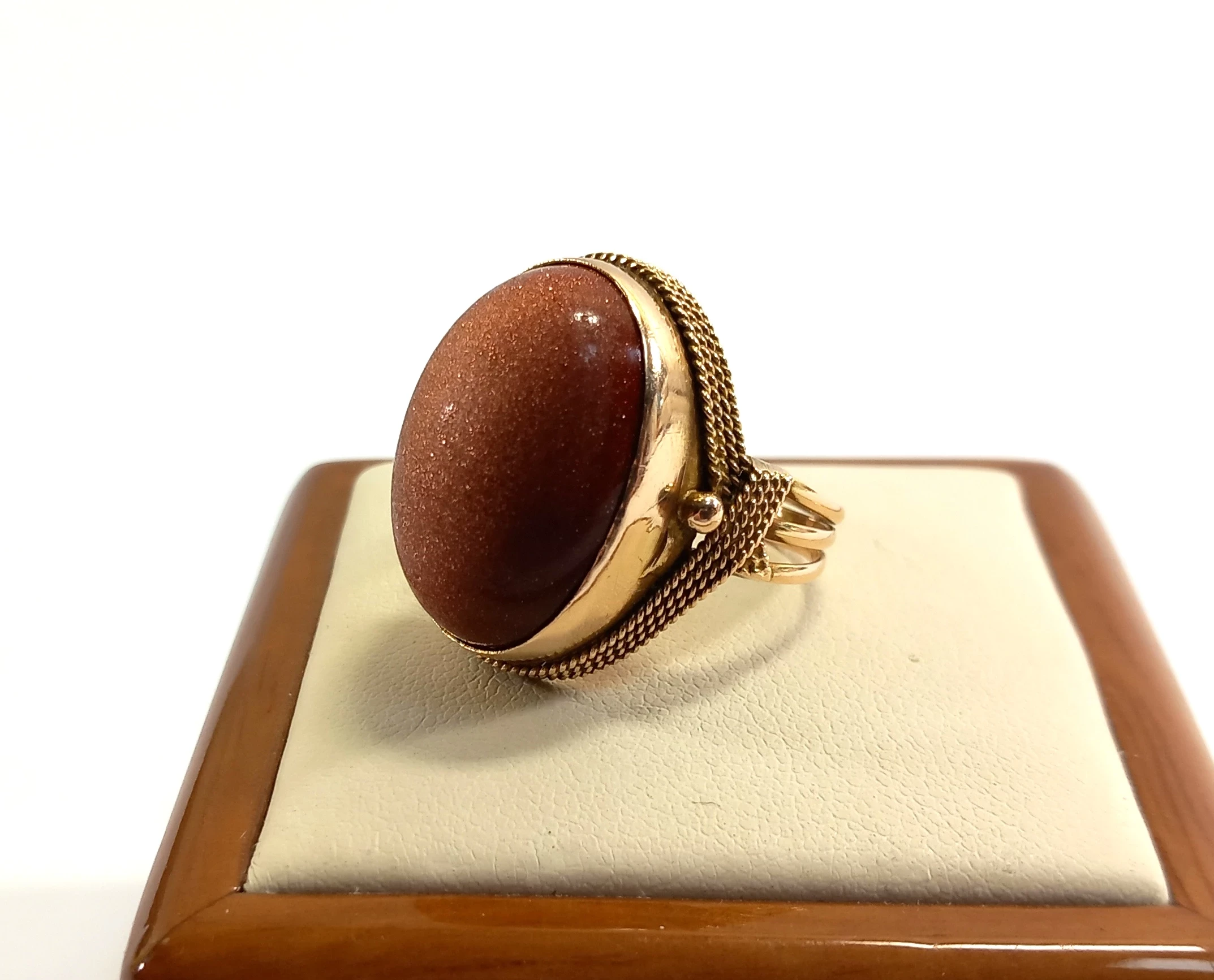 zloty-pierscionek-z-piaskiem-pustyni-pr585-r16-material-dominujacy-223721-131072