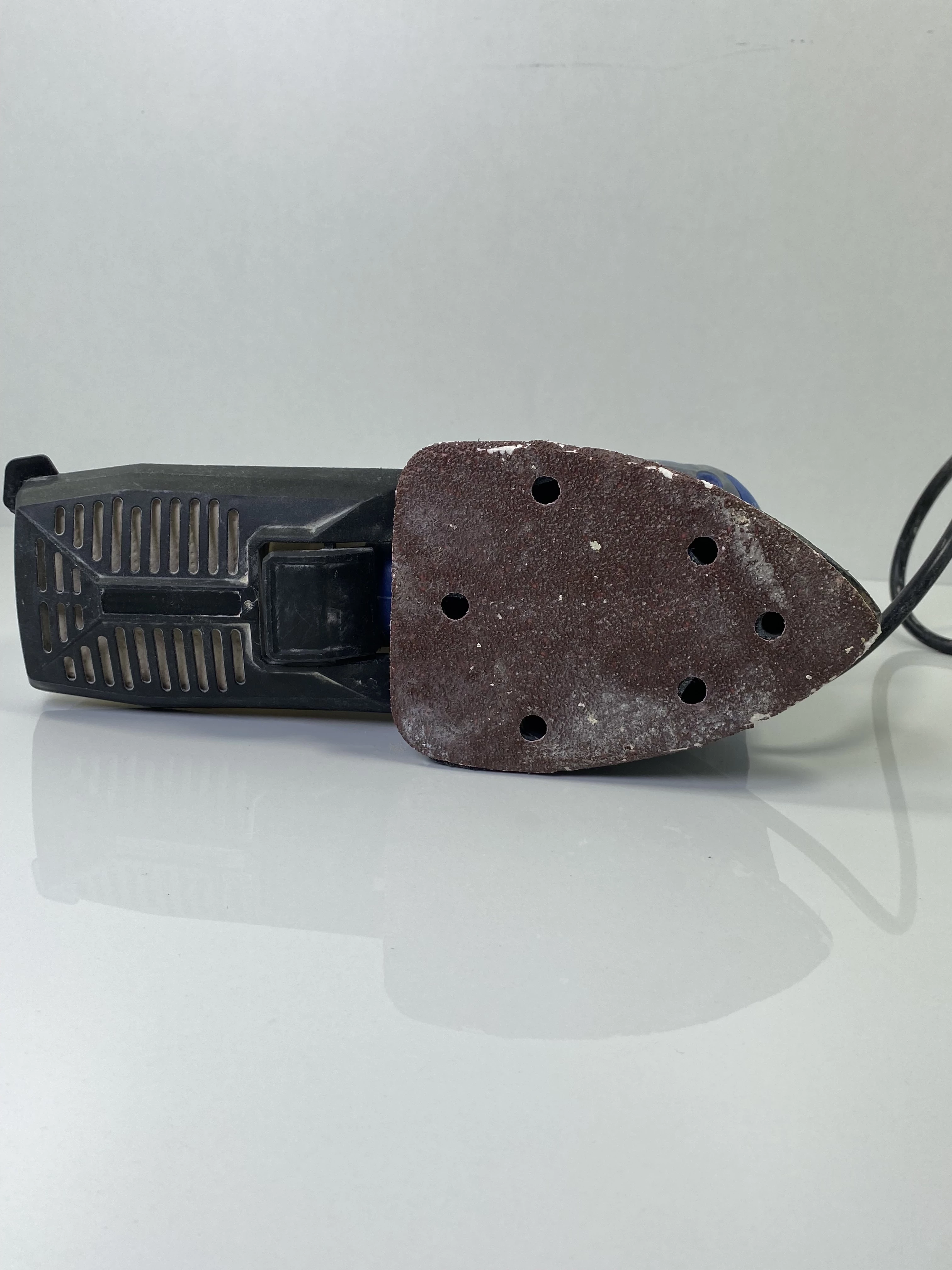 szlifierka-wielofunkcyjna-varo-200-w-var1006323-napiecie-zasilania-23000