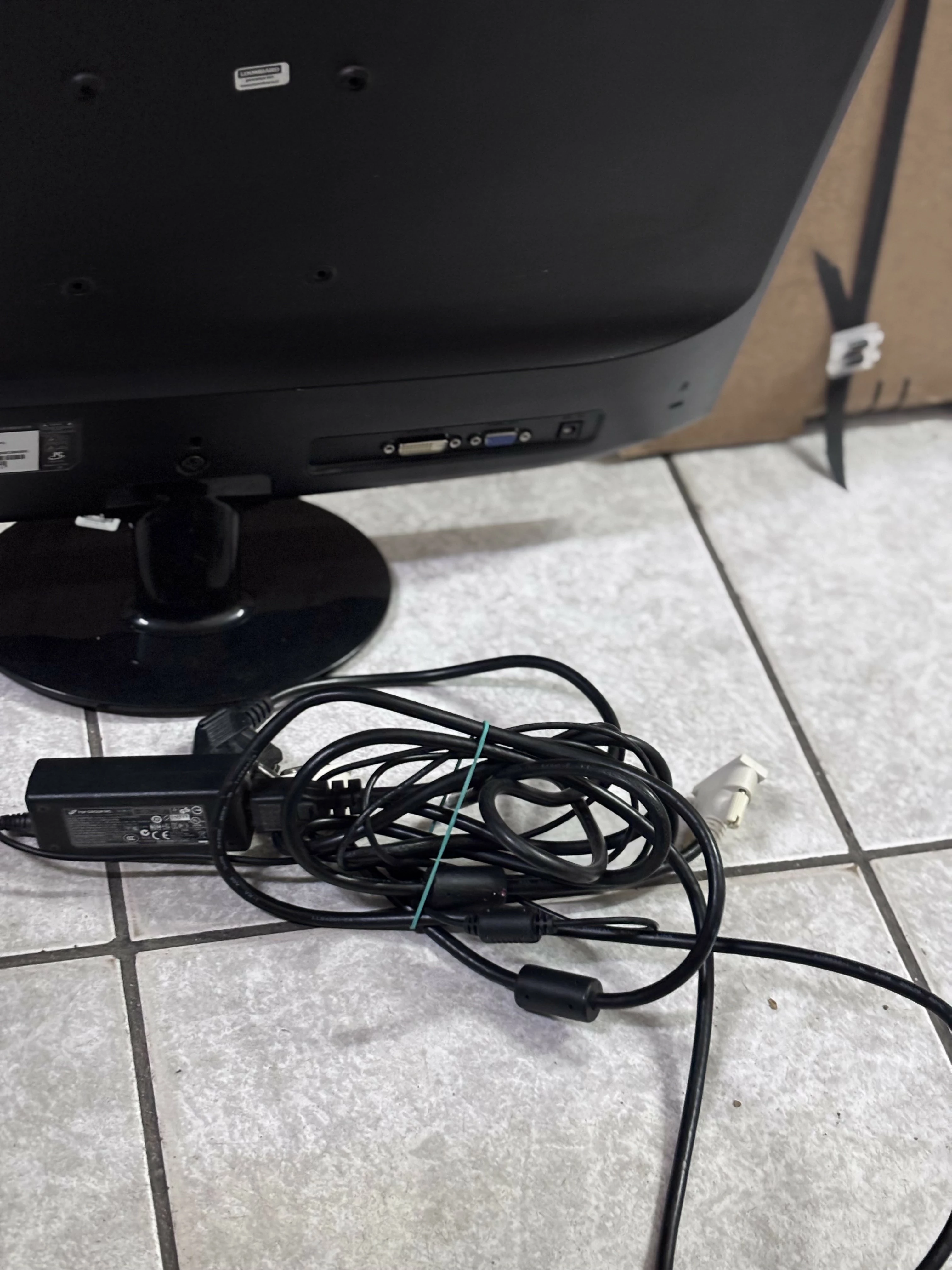 monitor-acer-s231hl-przekatna-ekranu-cale-2300