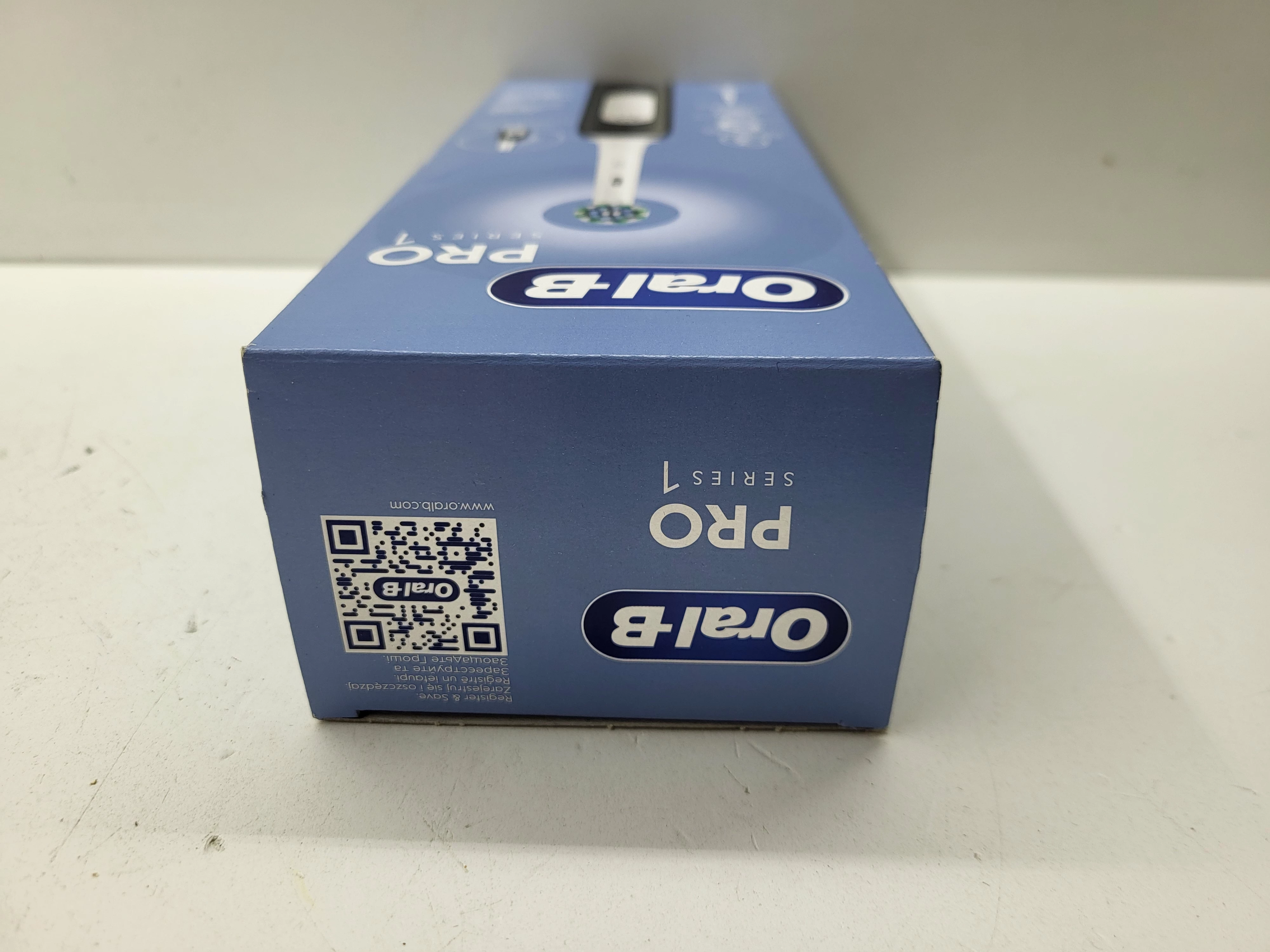 szczoteczka-elektryczna-do-zebow-oral-b-pro-series-1-ean-gtin-8700216022101