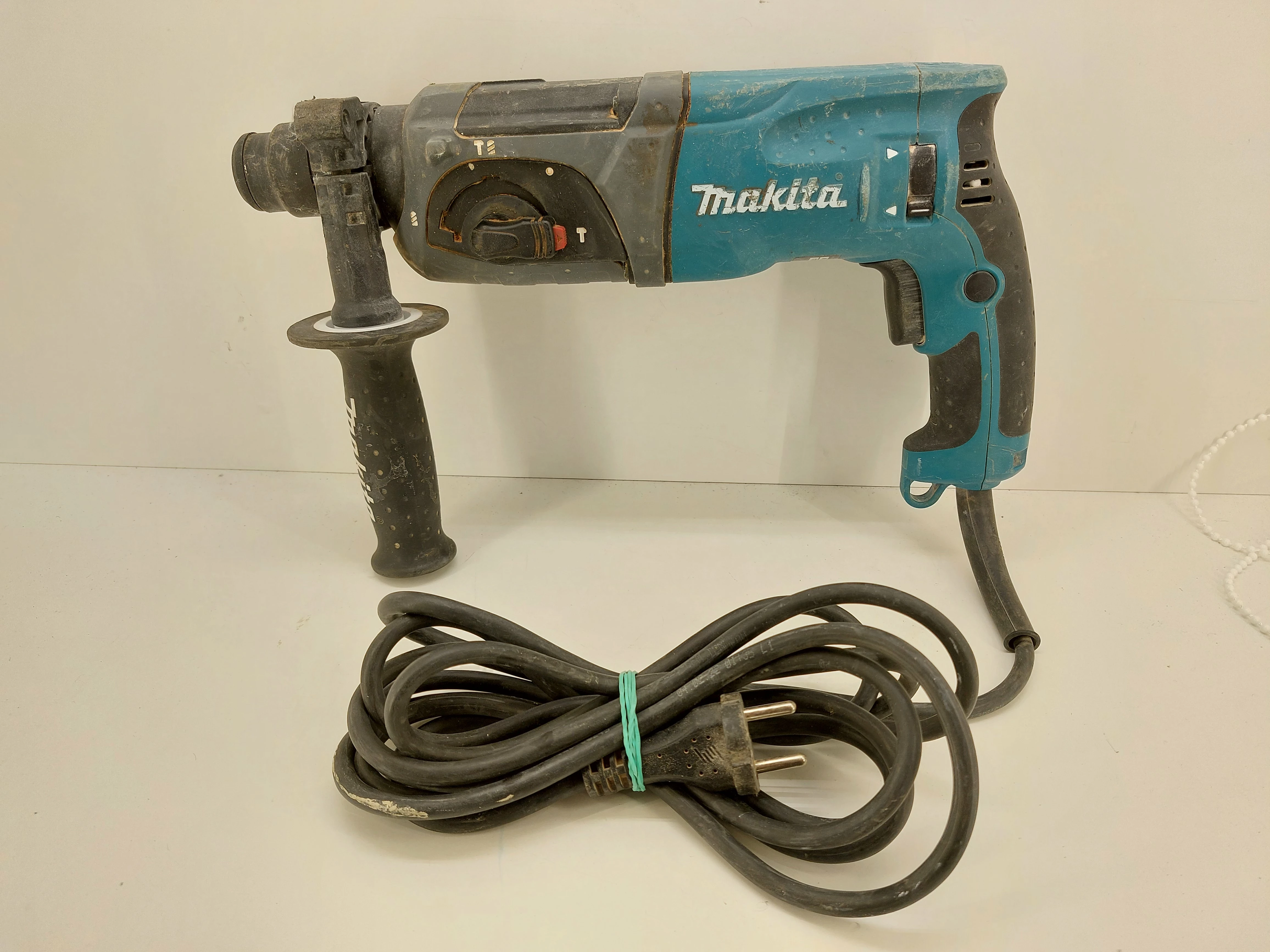 mlot-wiertarka-mlotowiertarka-makita-hr2470-780w-sds-ean-gtin-088381081658