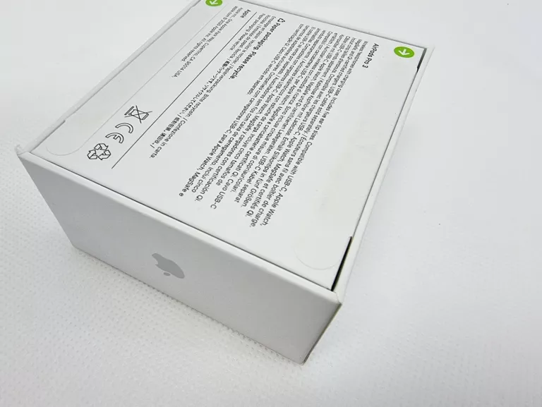 apple-airpods-pro-3-z-anc-biale-mfhp4zma-kolor-dominujacy-129357-2