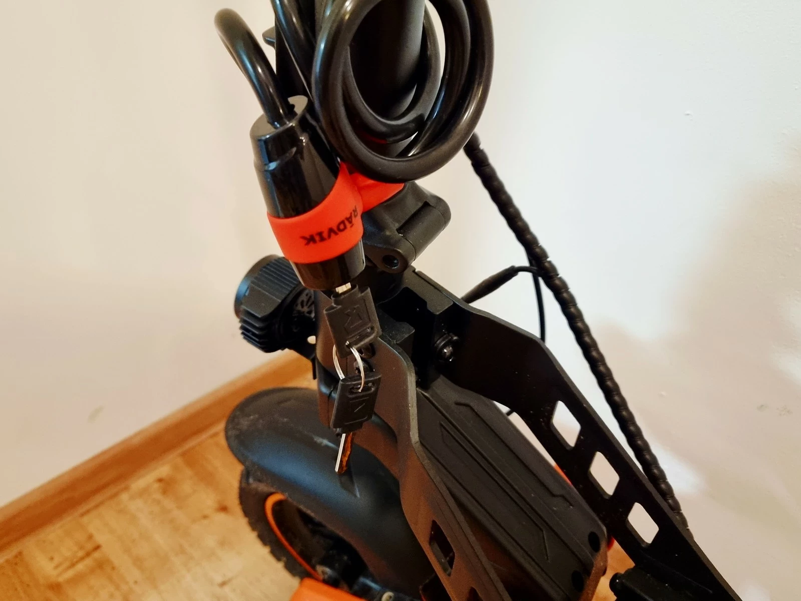 hulajnoga-elektryczna-kamikaze-k1-lite-60km-800w-kolor-249512-1647417