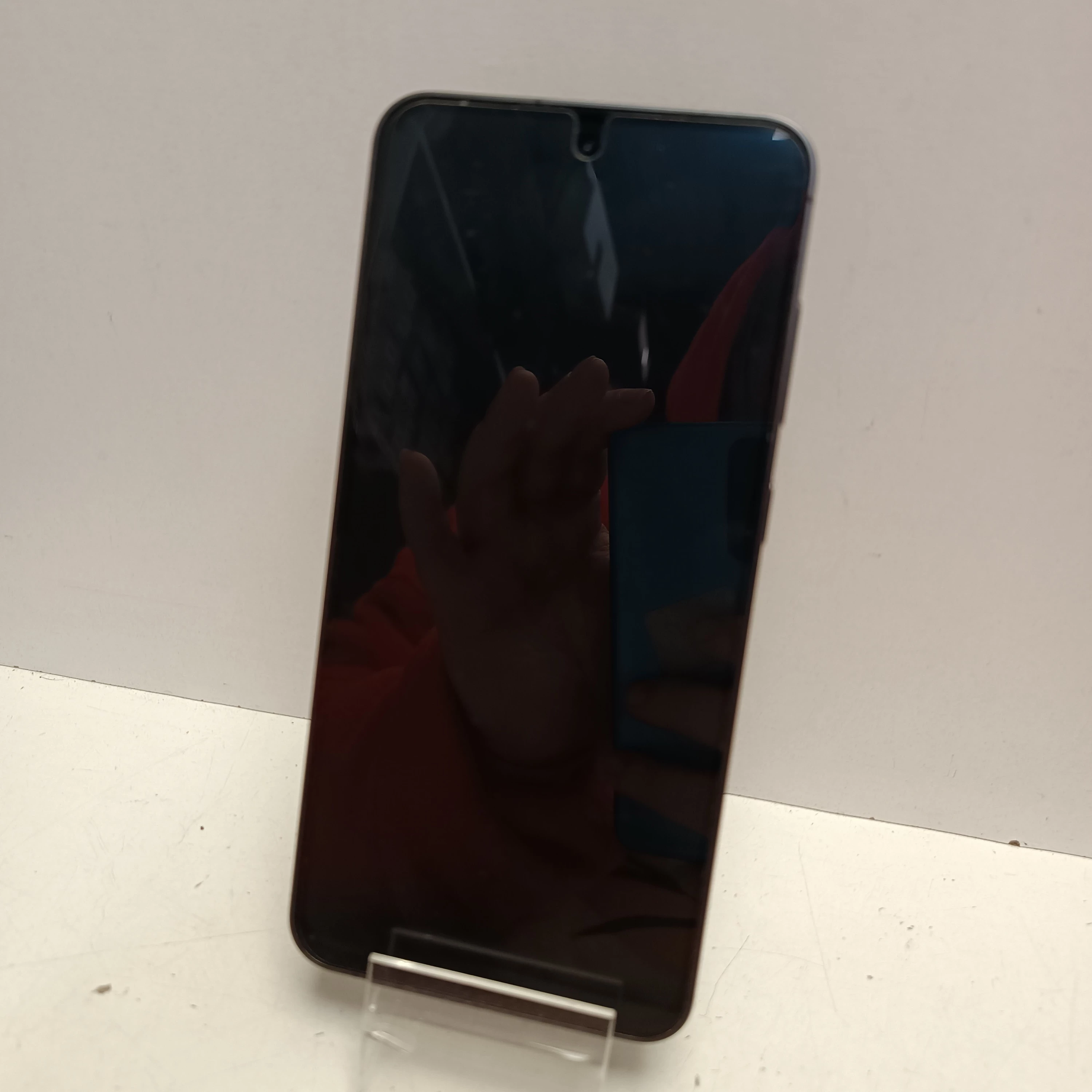 telefon-samsung-galaxy-s24-fe-8128gb-kod-producenta-sm-s721bzkdeue