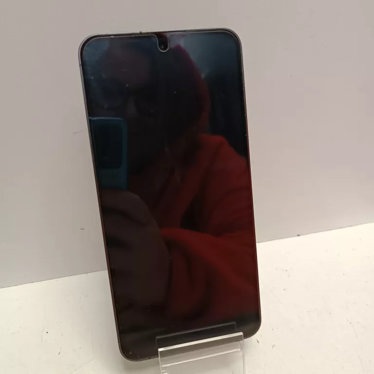 telefon-samsung-galaxy-s24-fe-8128gb-stan-11323-2