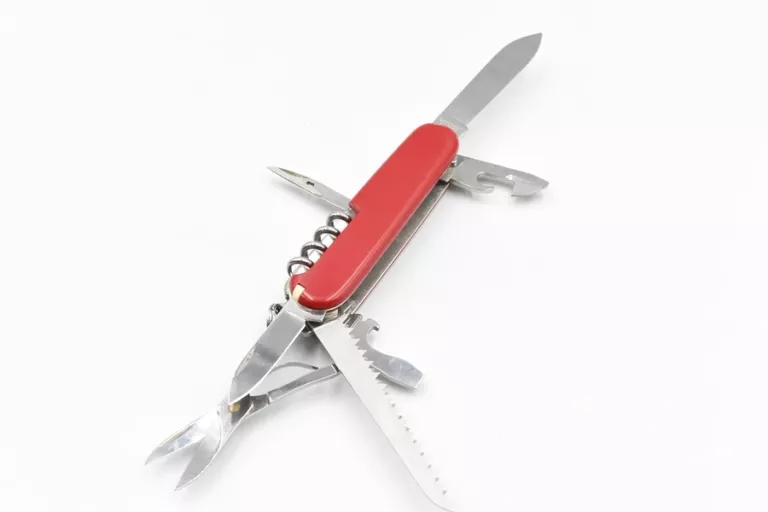 szwajcarski-scyzoryk-victorinox-13703-climber-91mm-14-funkcji-czerwony-ean-gtin-7611160100207