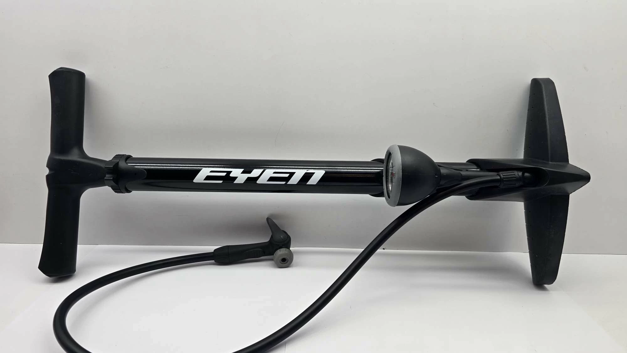 pompka-rowerowo-samochodowa-podlogowa-z-manometrem-ean-gtin-5900757533958