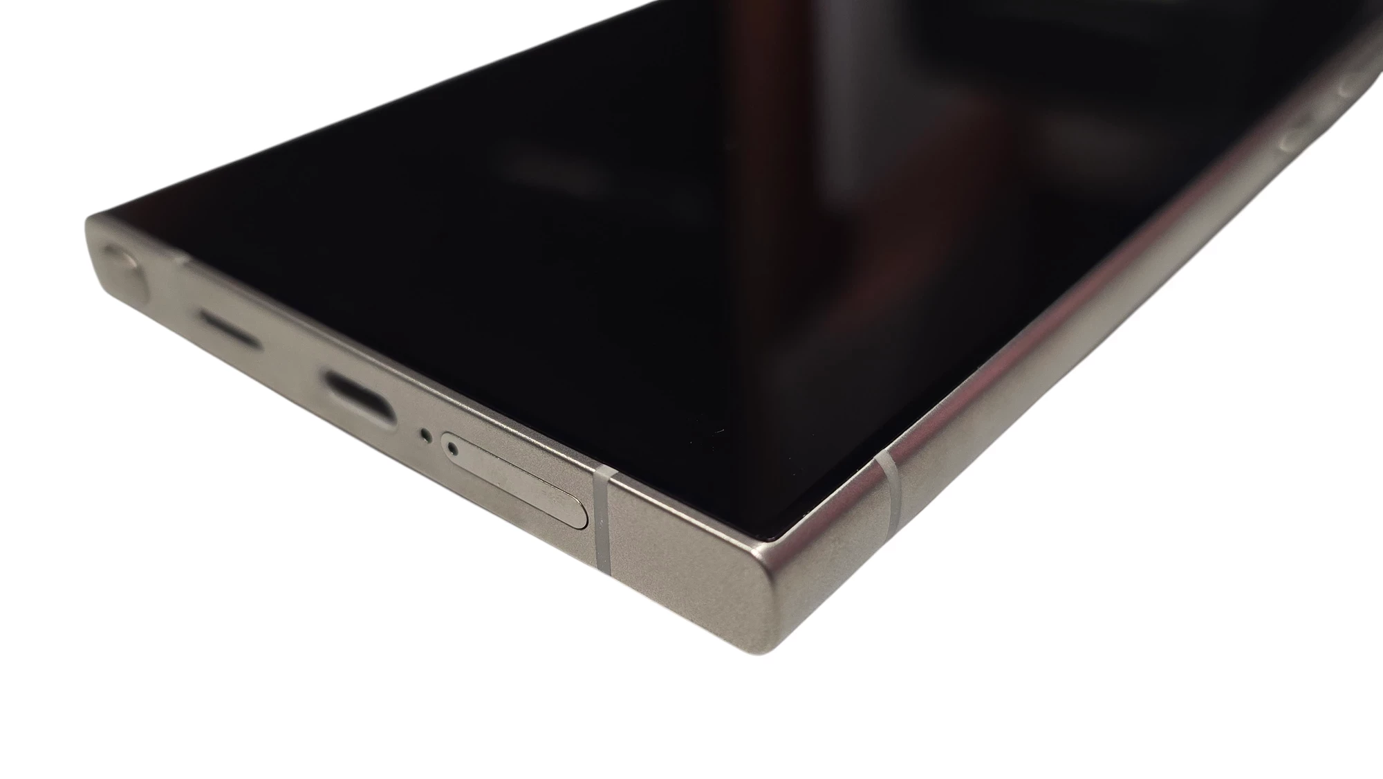 telefon-samsung-galaxy-s24-ultra-12gb512gb-opis-przekatna-ekranu-680