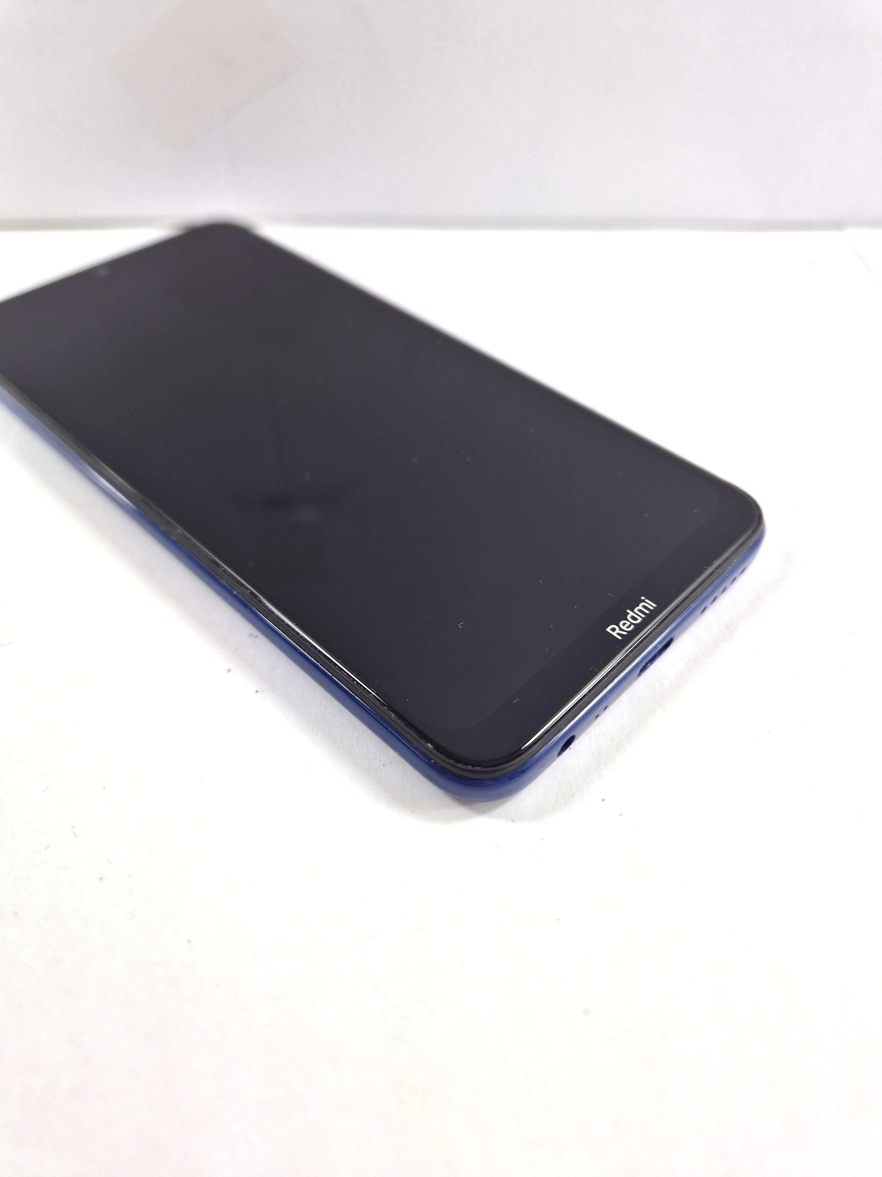 telefon-xiaomi-redmi-8-4-gb-64-gb-kod-producenta-c7628692