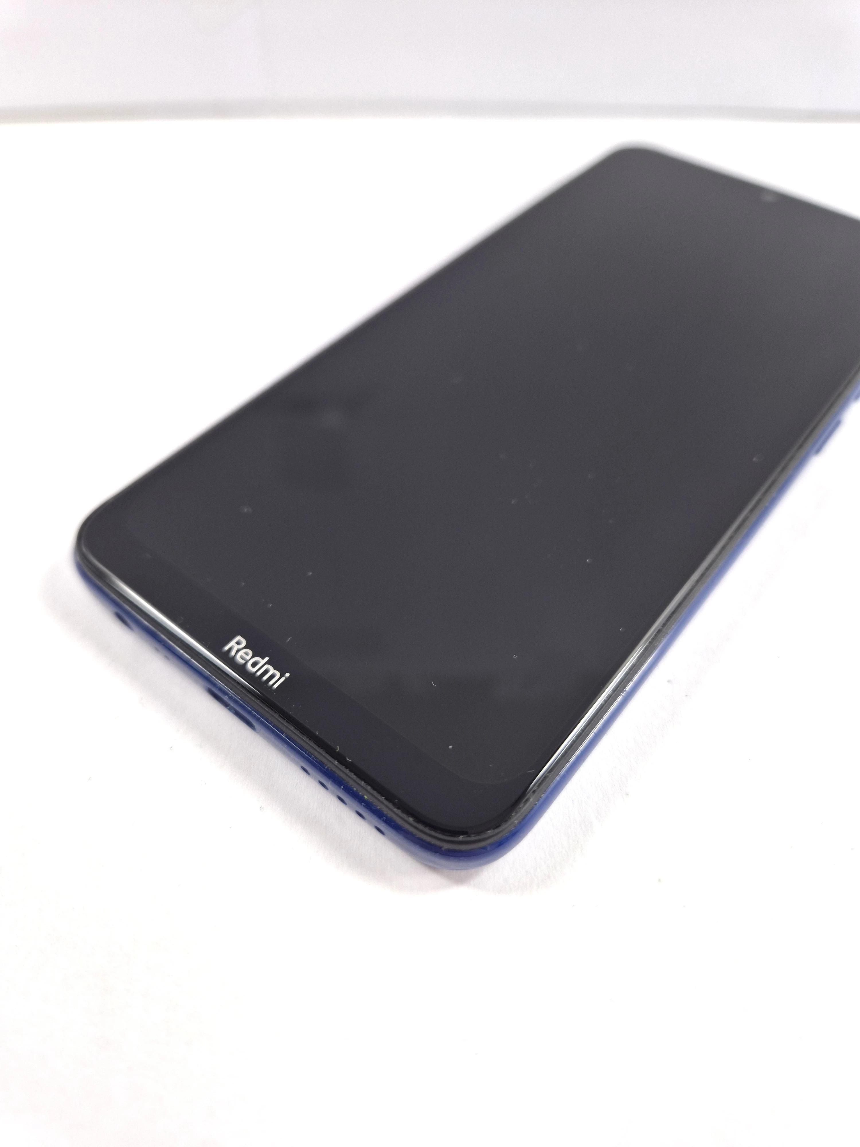 telefon-xiaomi-redmi-8-4-gb-64-gb-stan-11323-2