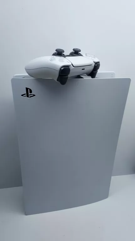 konsola-sony-play-stationb-5-z-padem-wersja-247643-722490