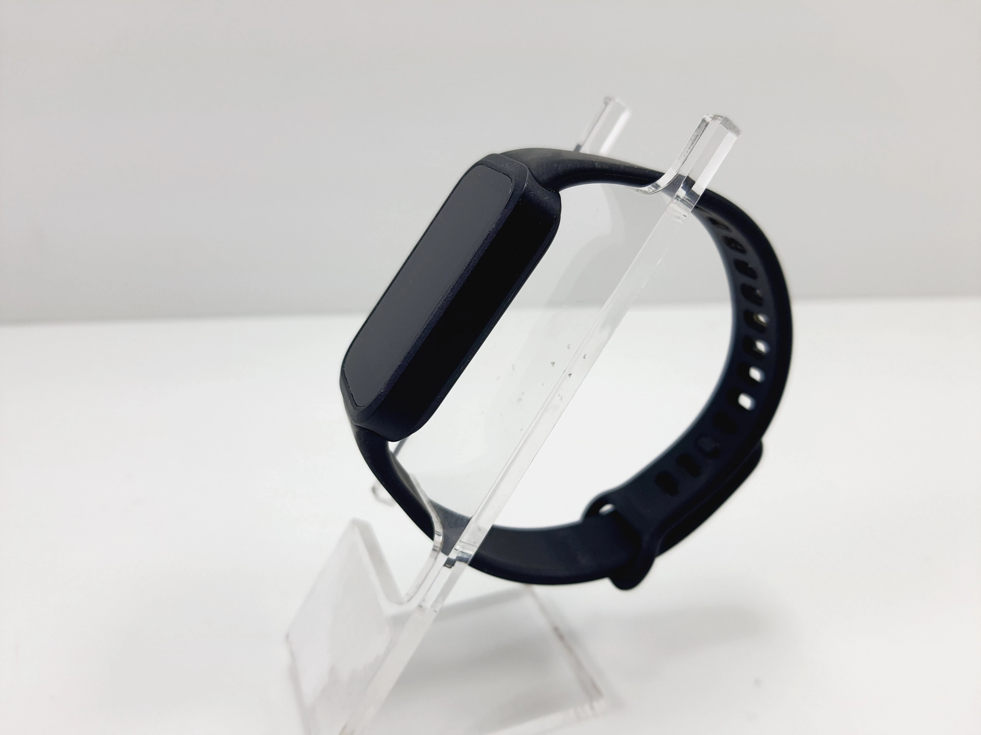 xiaomi-smart-band-9-active-stan-11323-2