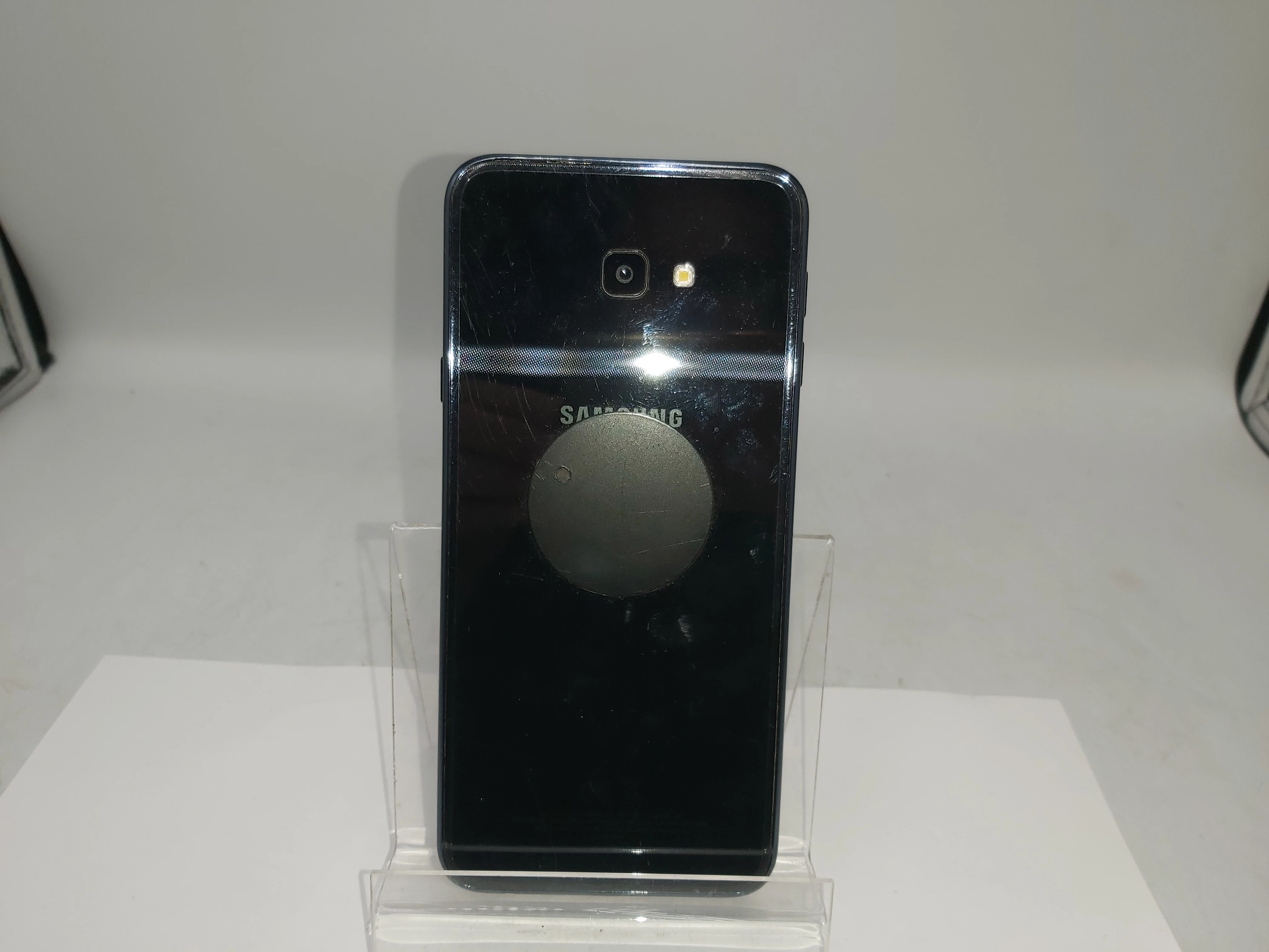 telefon-samsung-galaxy-j4-232gb-dual-sim-przekatna-ekranu-600