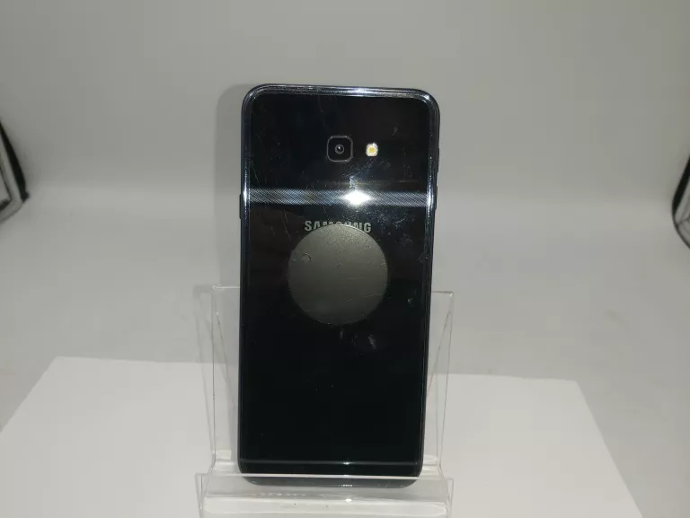 telefon-samsung-galaxy-j4-232gb-dual-sim-przekatna-ekranu-600