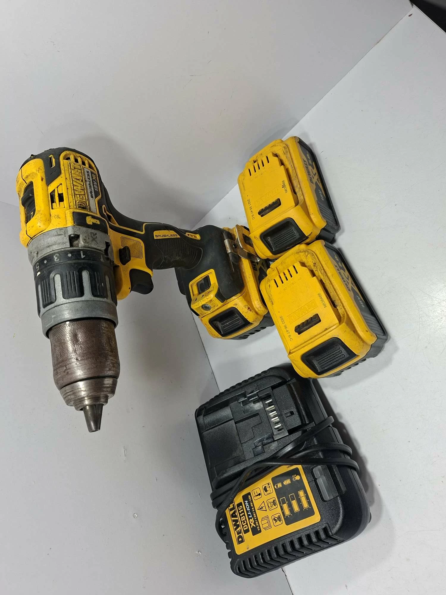 dewalt-dcd796-wkretarka-2x-bat-lad-ean-gtin-5035048616628