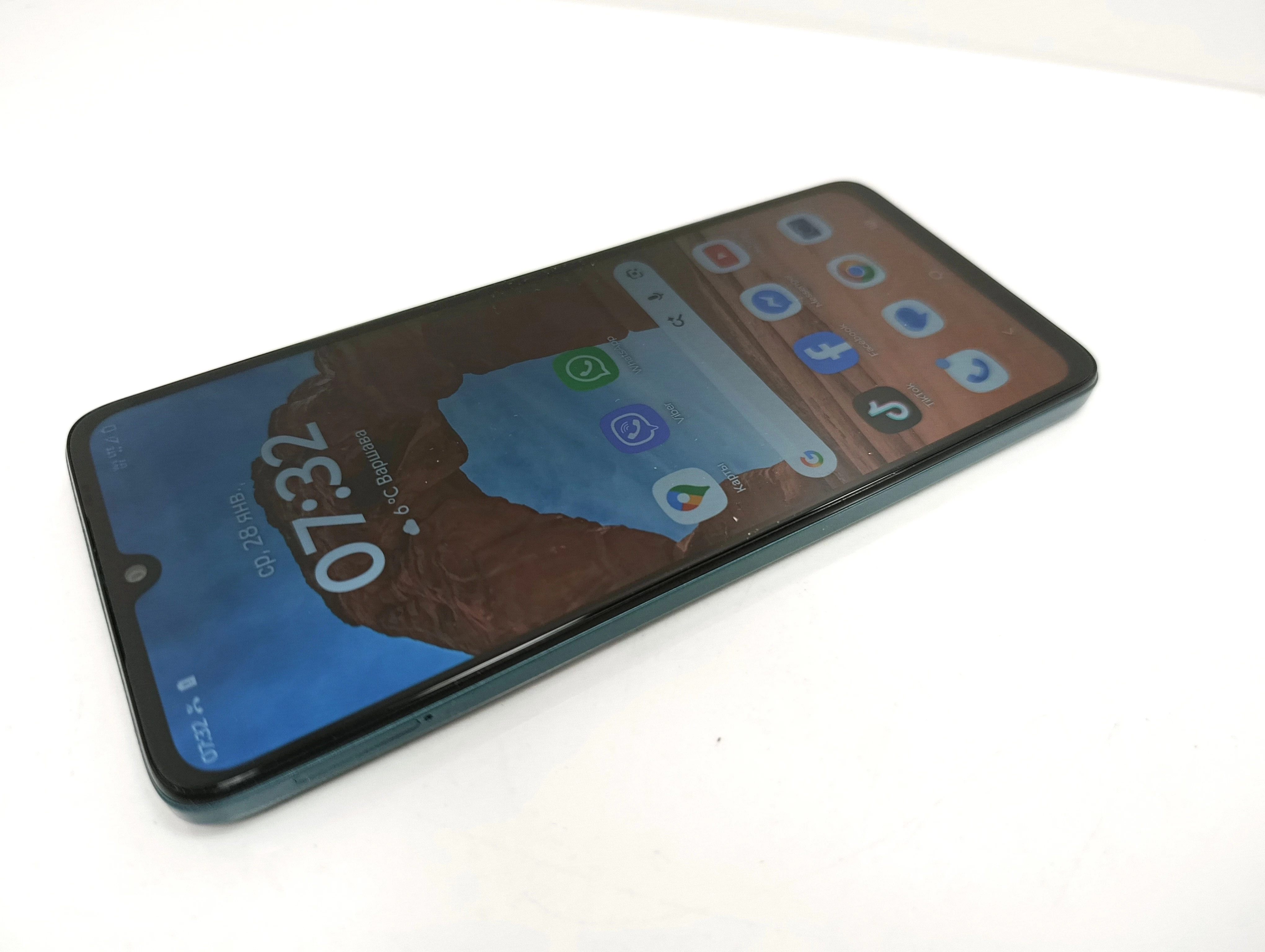 telefon-moto-g06-power-kod-producenta-pb9w0003pl