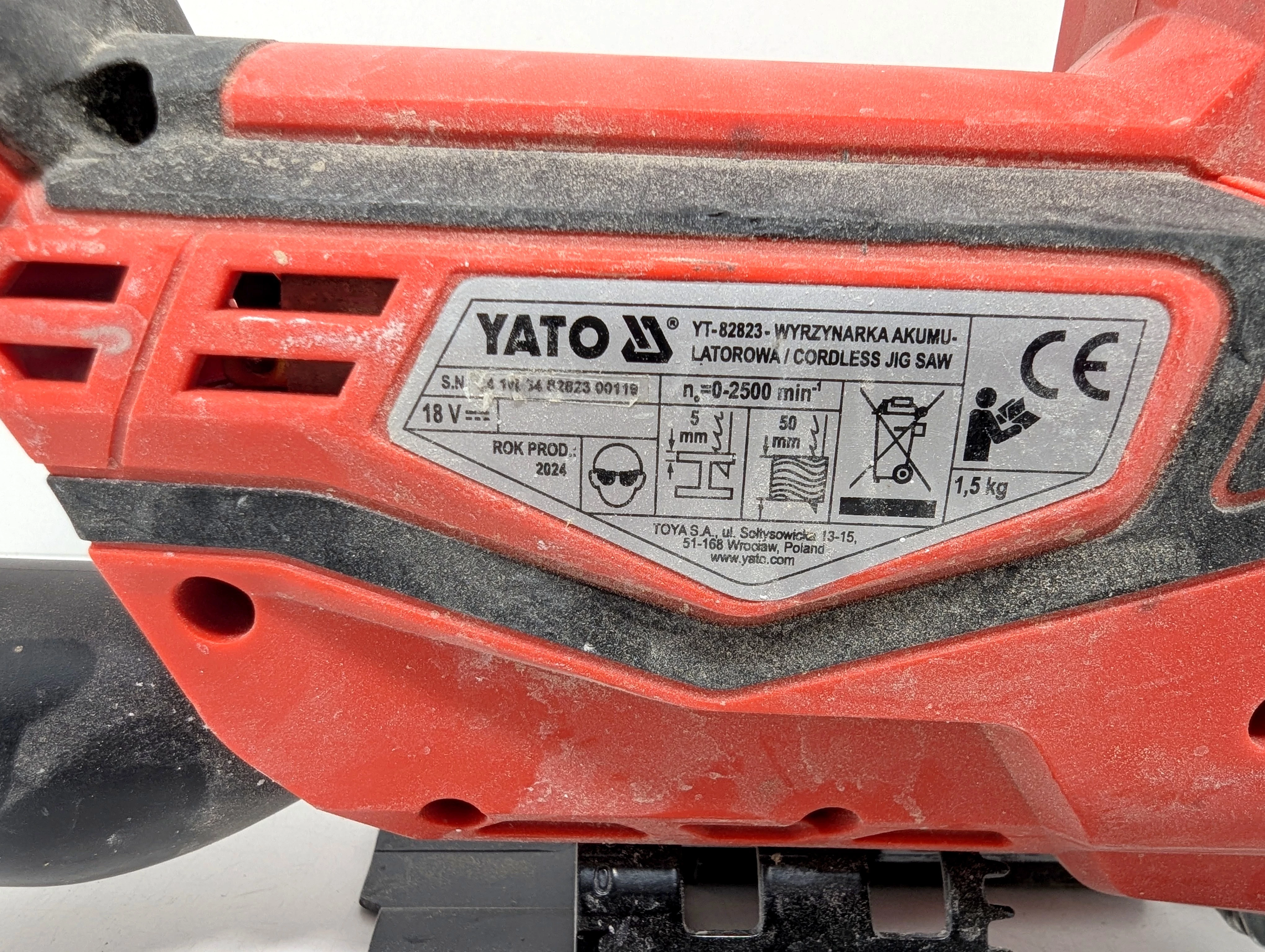 yato-wyrzynarka-18v-yt-82823-2xakumulator-40-ah-i-30-ah-marka-248811-951886