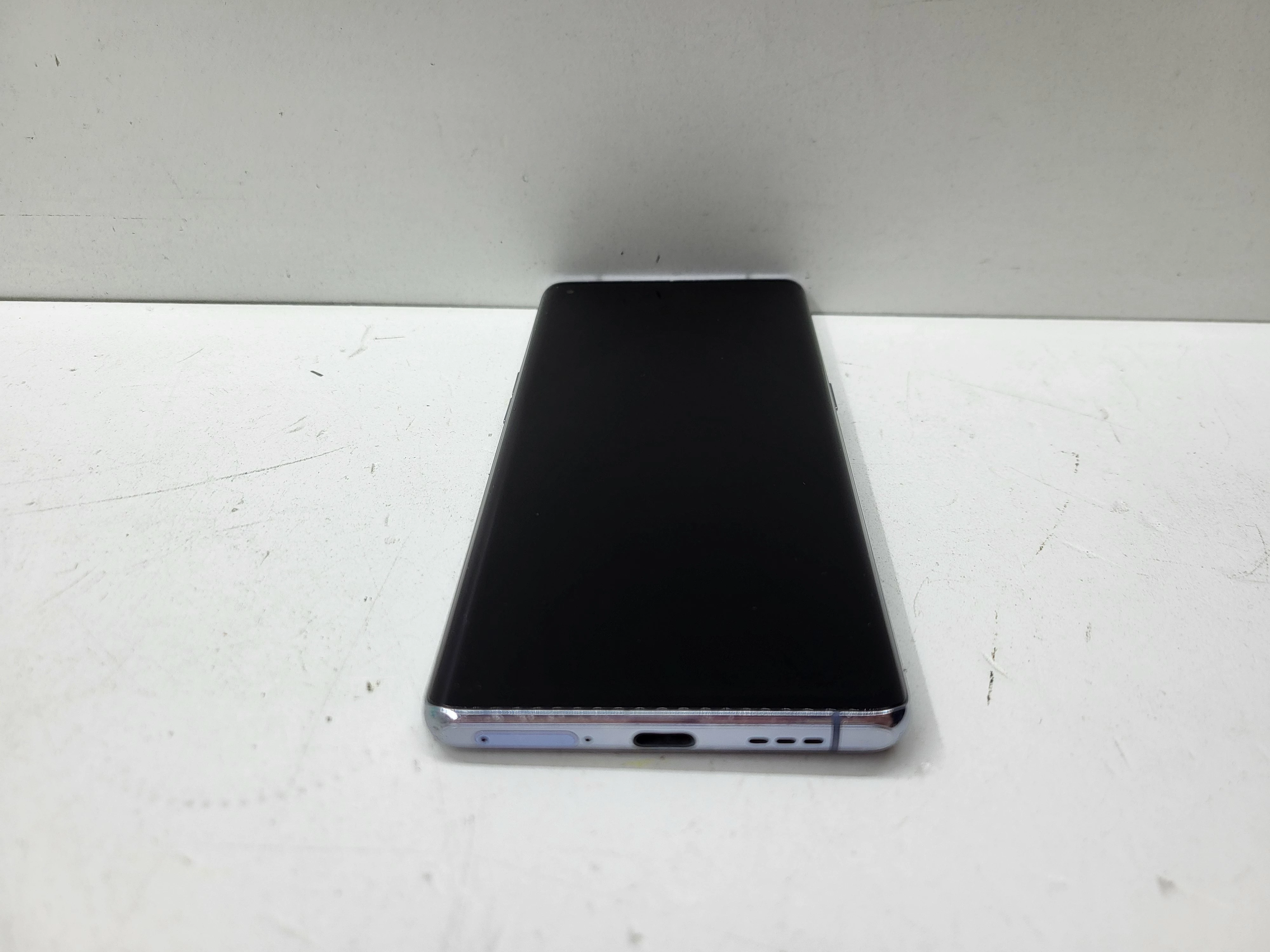 oppo-reno6-pro-stan-11323-2