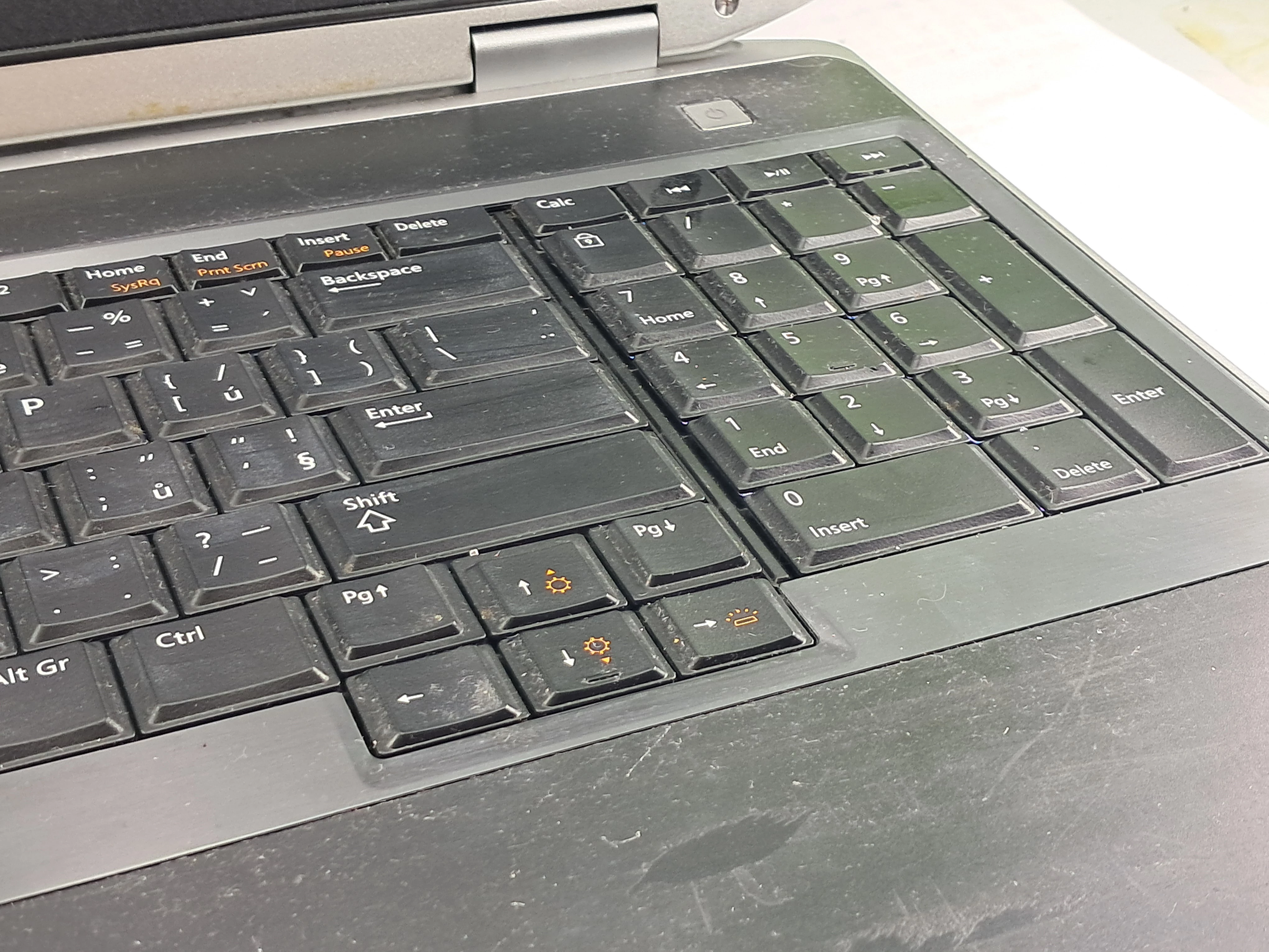 laptop-dell-latitude-e6530-przekatna-ekranu-1560