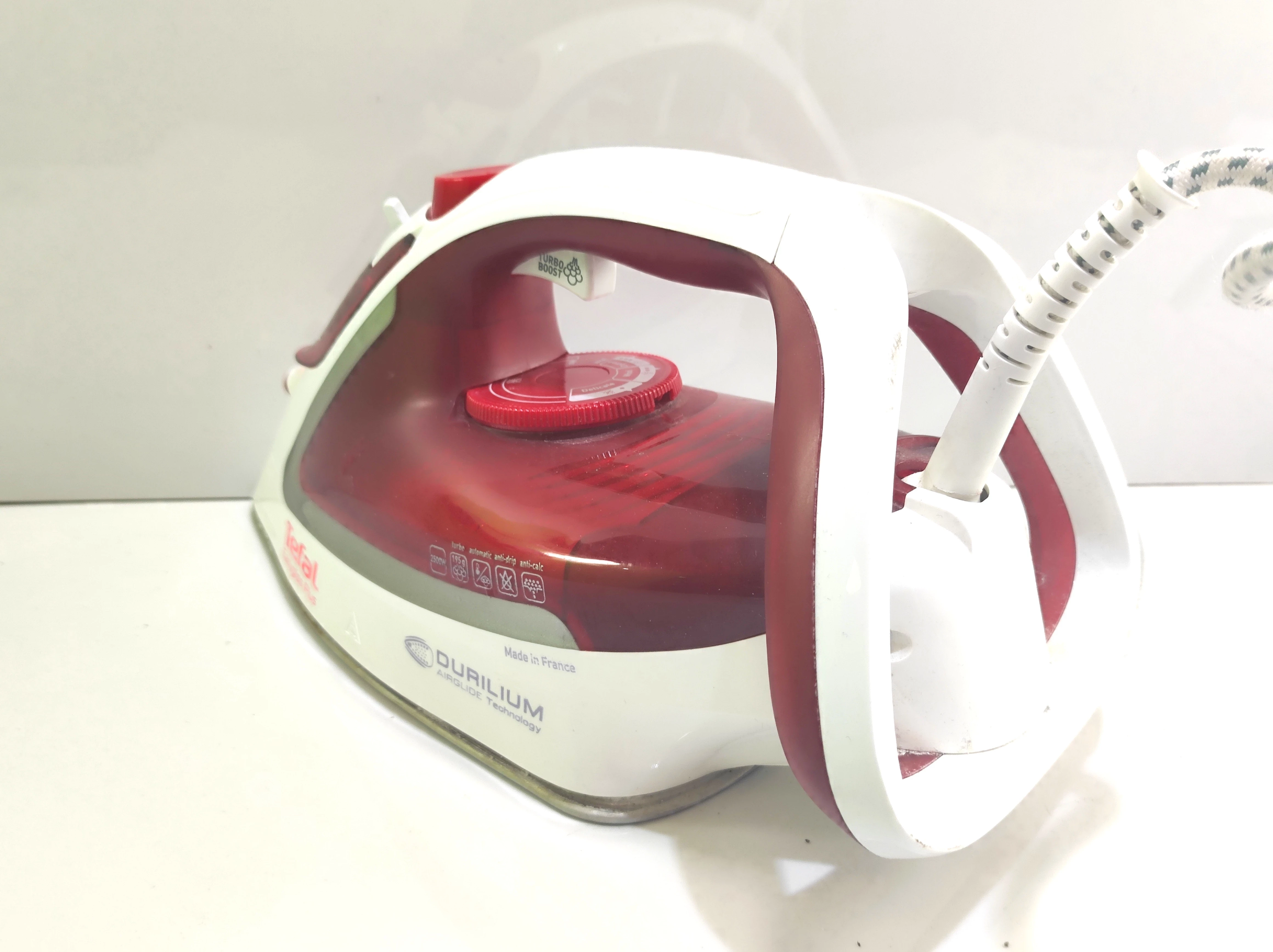 zelazko-tefal-easy-gliss-plus-fv5717-moc-250000