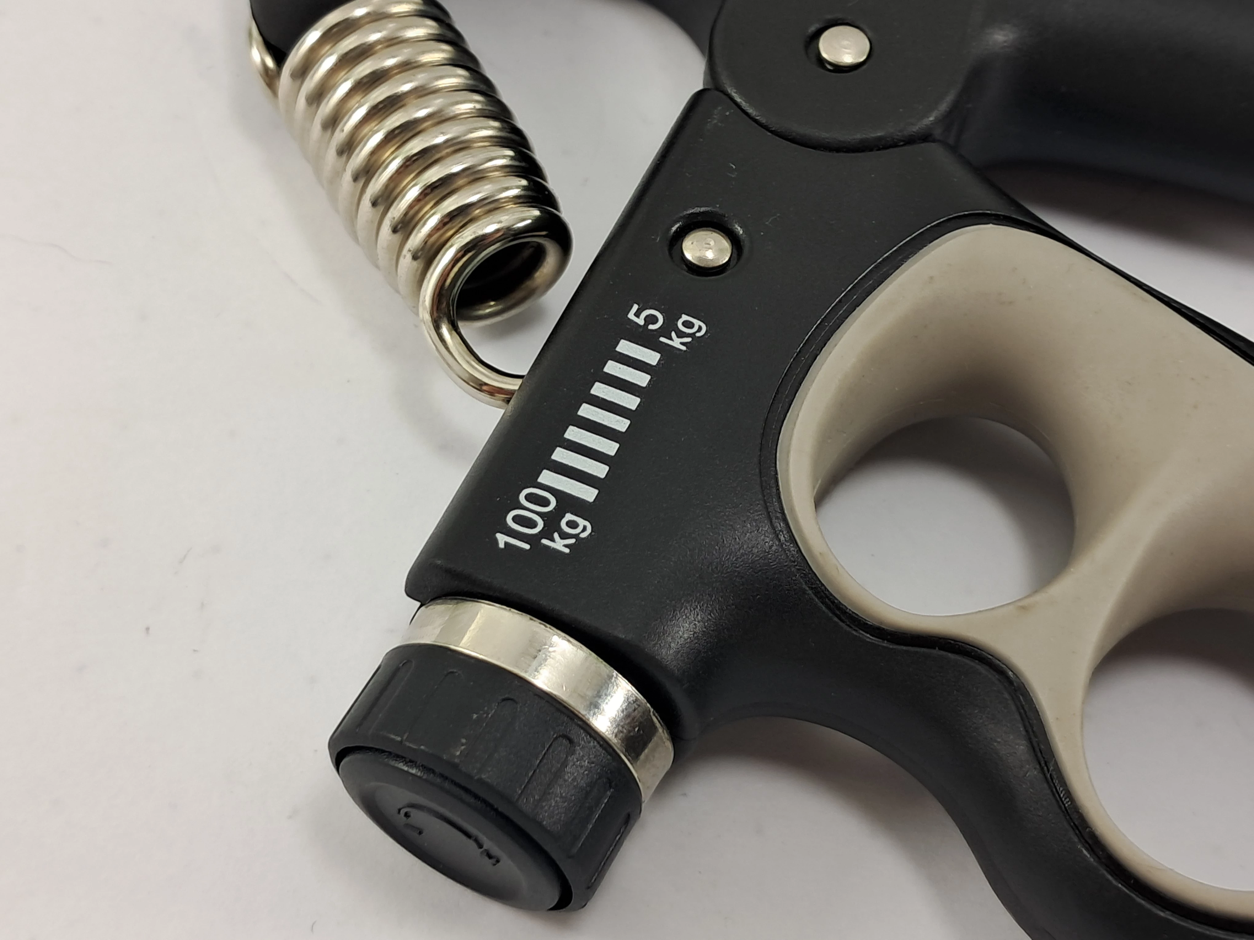 sciskacz-do-rak-z-regulacja-5-100kg-kod-producenta-01316sp0131