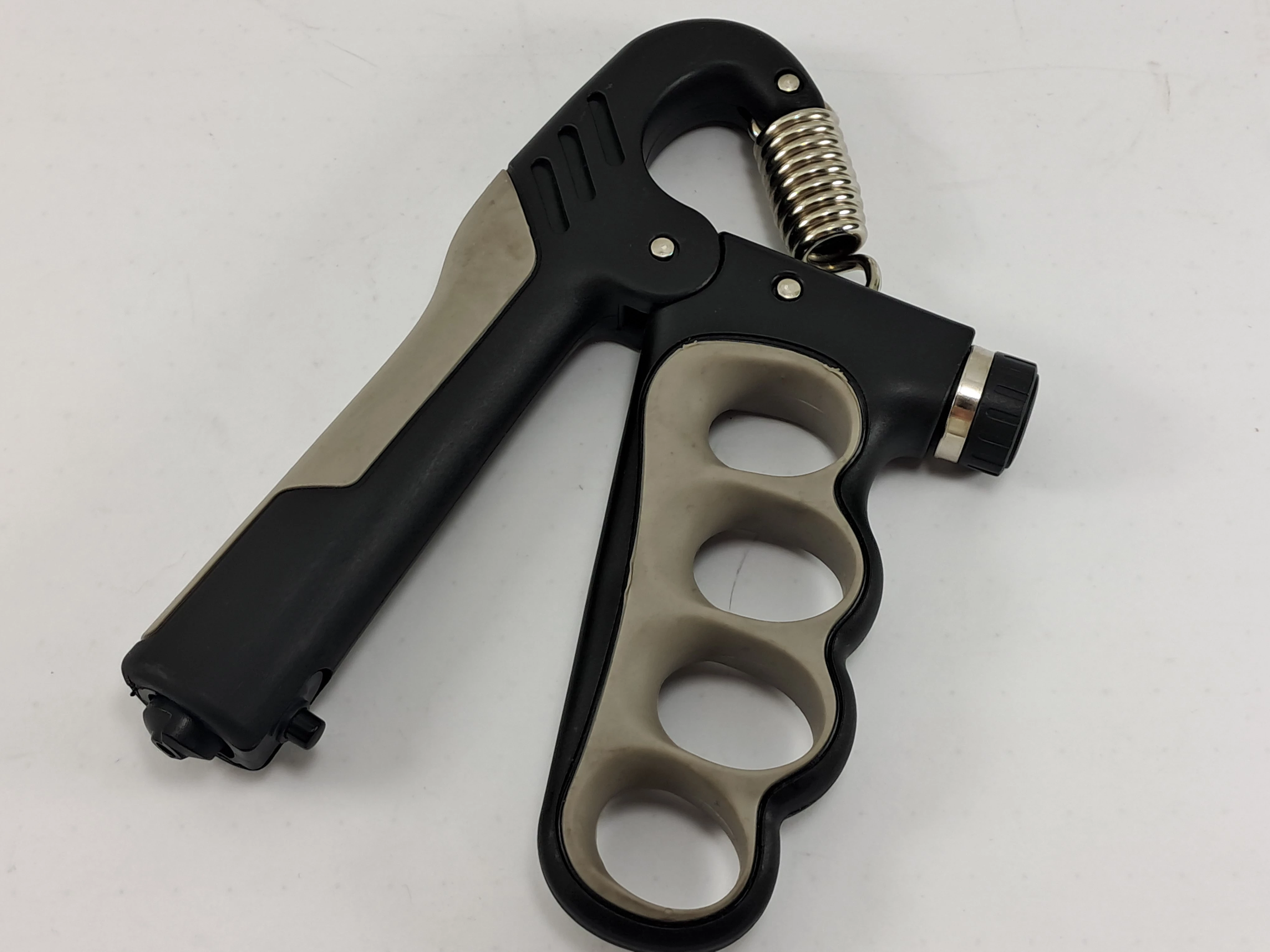 sciskacz-do-rak-z-regulacja-5-100kg-stan-11323-2