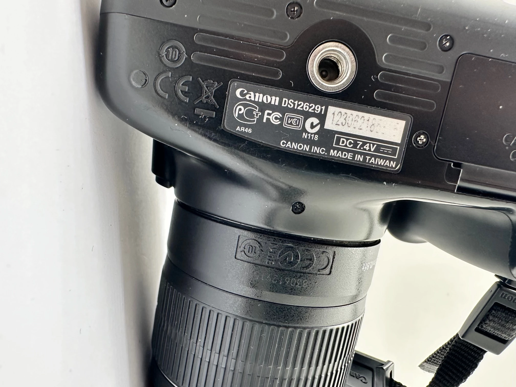 aparat-canon-1100d-obiektyw-18-55-pudelko-jakosc-video-206962-228942