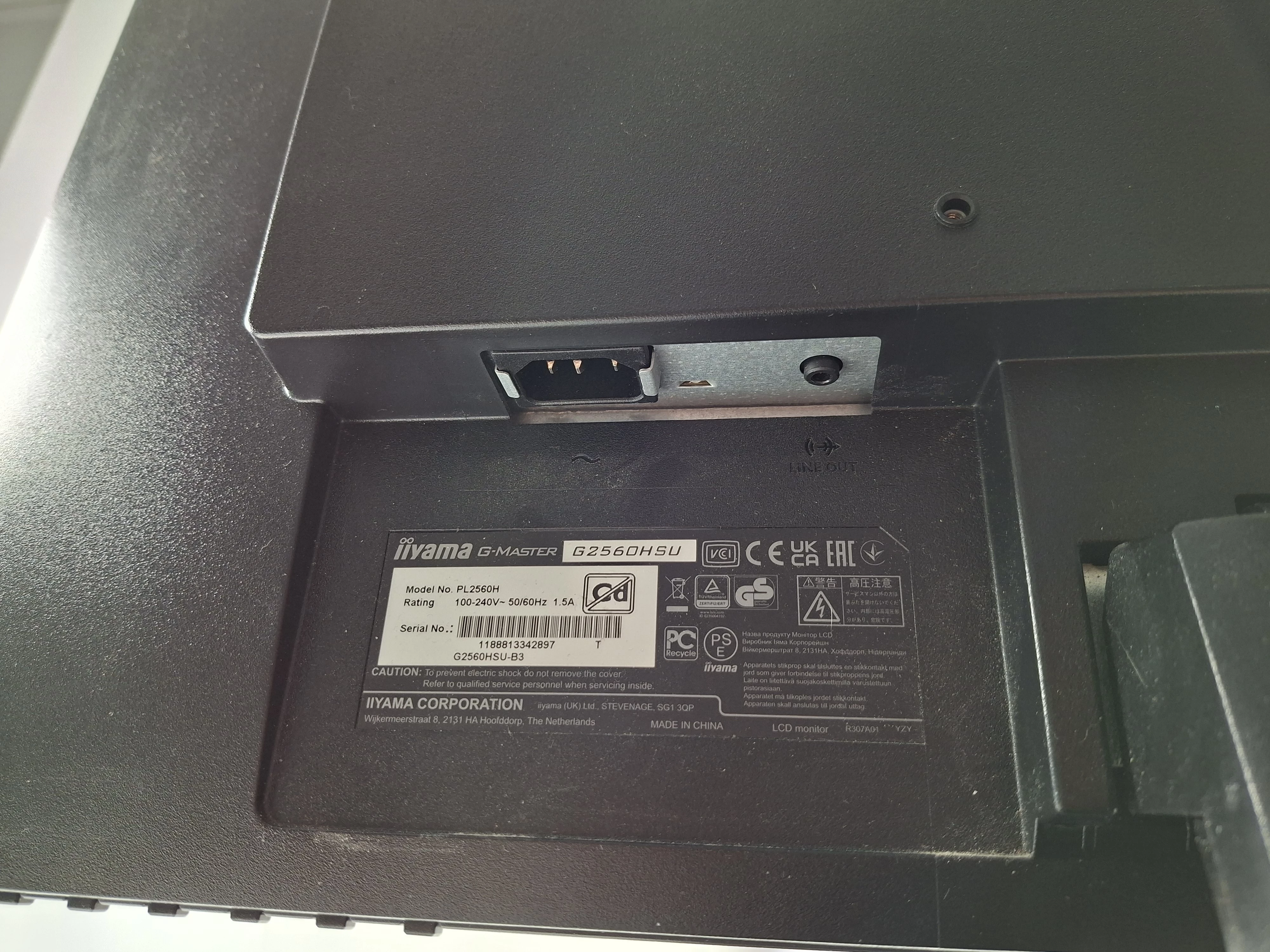 monitor-led-iiyama-gb2560hsu-245-1920x1080-zlacza-206734-1