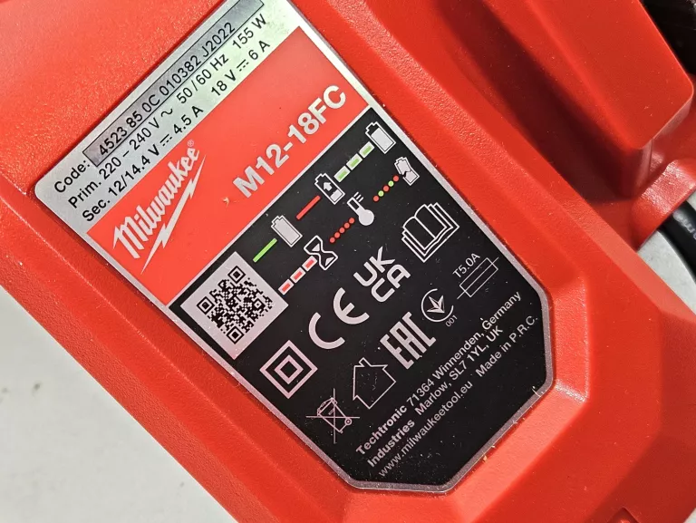 szybka-ladowarka-milwaukee-m12-18fc-do-akumulatorow-baterii-12v-18v-informacje-dot-bezpieczenstwa-i-zgodnosci-produktu-250061-1794325