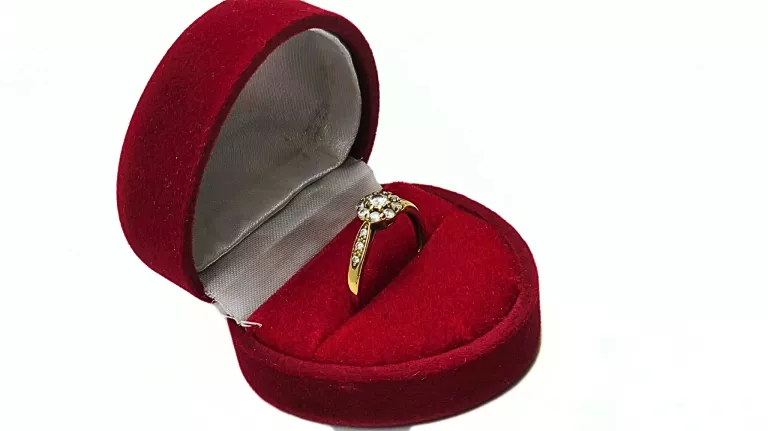 solidny-zloty-pierscionek-z-cyrkoniami-333-151g-r17-krakowska-14-kluczbork-zlotko