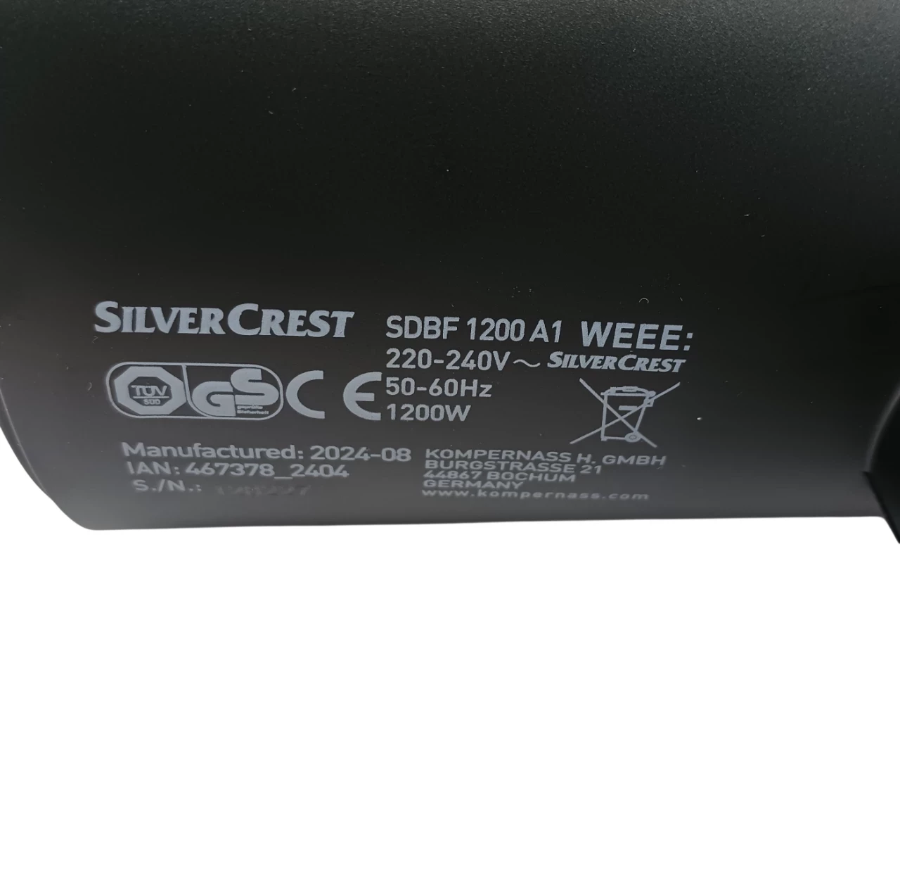 parownica-do-ubran-silvercrest-sdbf-1200-a1-bdb-stan-kolor-dominujacy-129357-3