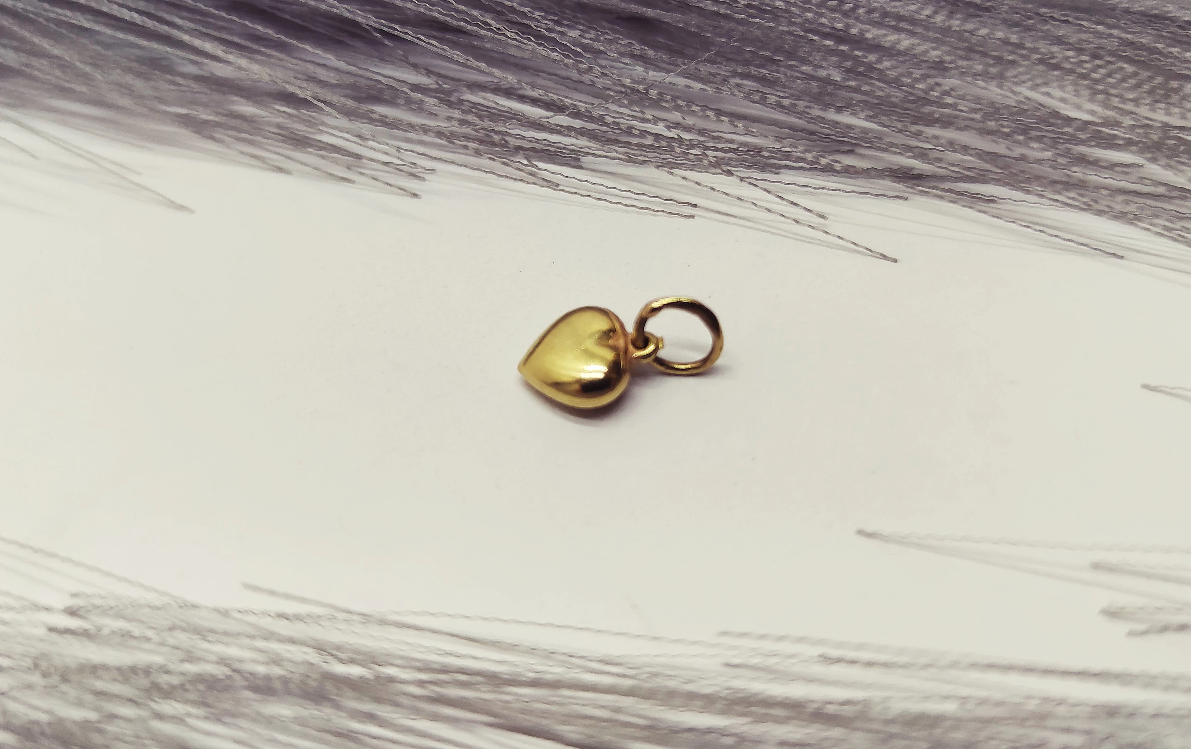 zawieszka-serce-062g-585-material-15835-2