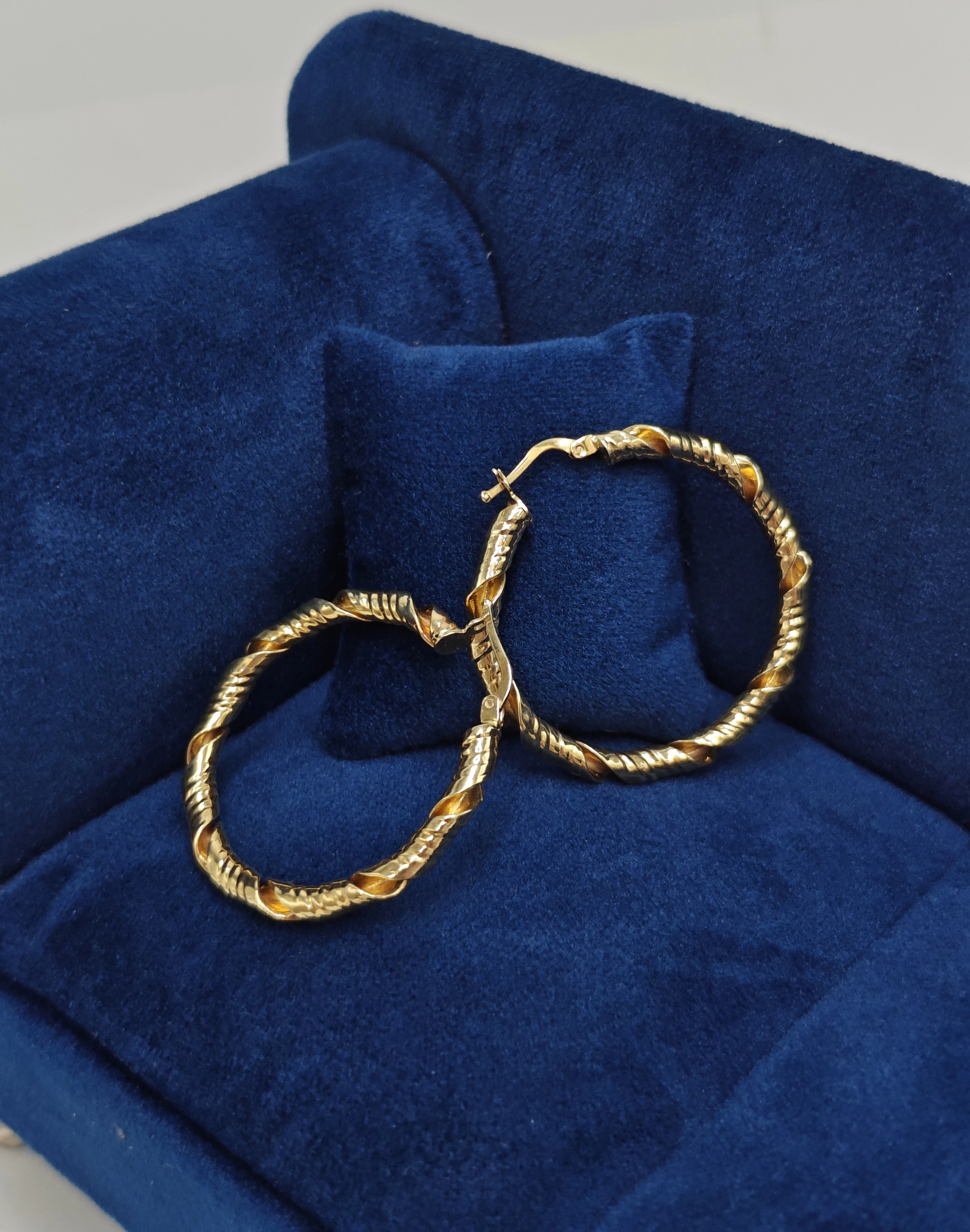 zlote-kolczyki-duze-kola-przeplatane-572g-585-powystawowe-ean-gtin-5900025484203