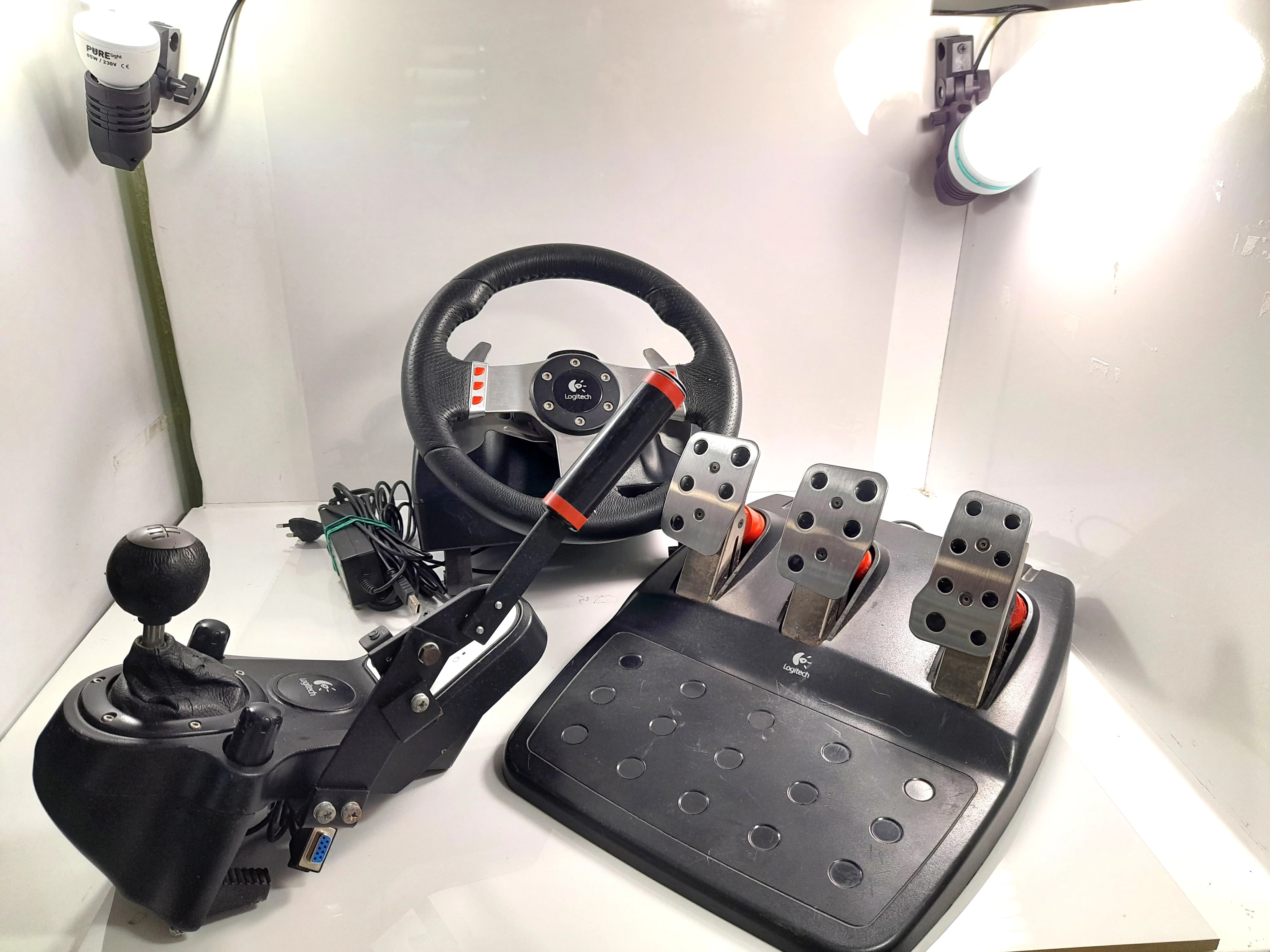 kierownica-logitech-g27-poludniowa-38-przezmierowo-ska