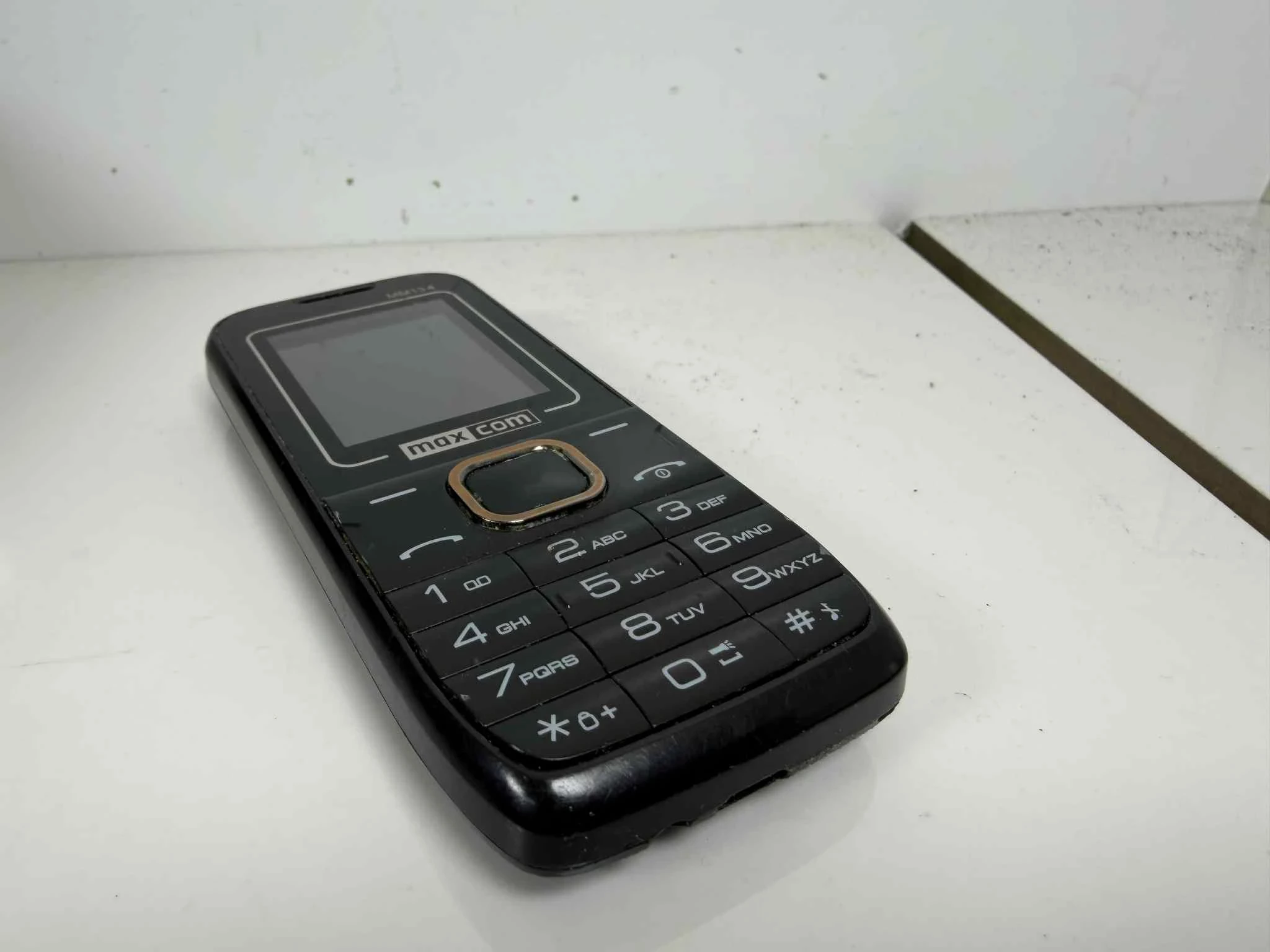 telefon-maxcom-mm134-okazja-stan-11323-2