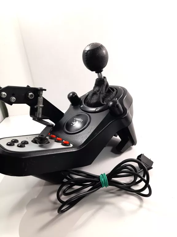 kierownica-logitech-g27-waga-produktu-z-opakowaniem-jednostkowym-9000