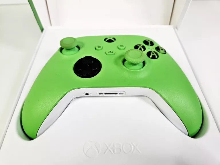 pad-xbox-one-velocity-green-komplet-pudelko-gw-z-27072025-stan-11323-2