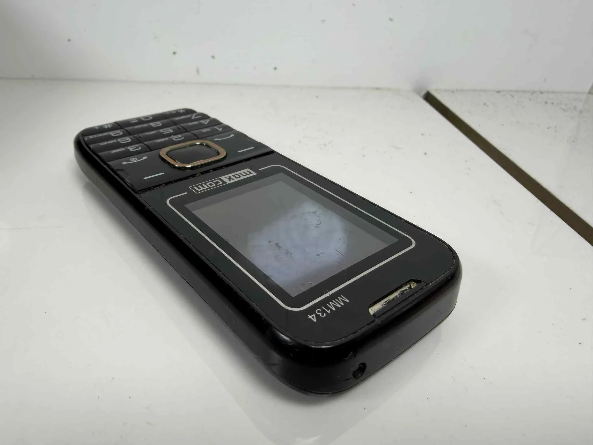 telefon-maxcom-mm134-okazja-kod-producenta-mm131