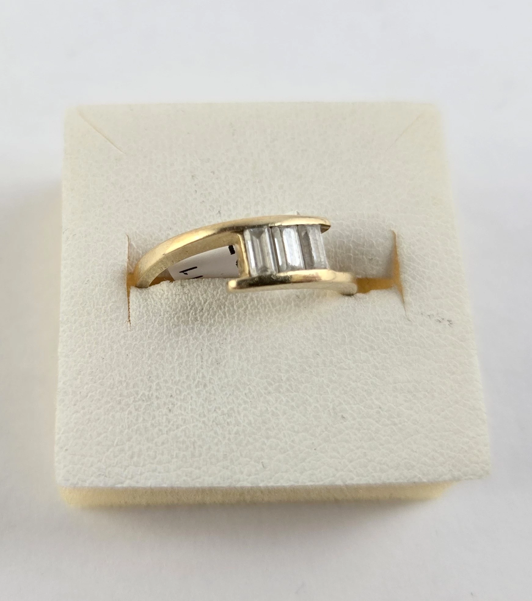 zloty-pierscionek-207g-585-wyzwolenia-30-32-szczecin-rs