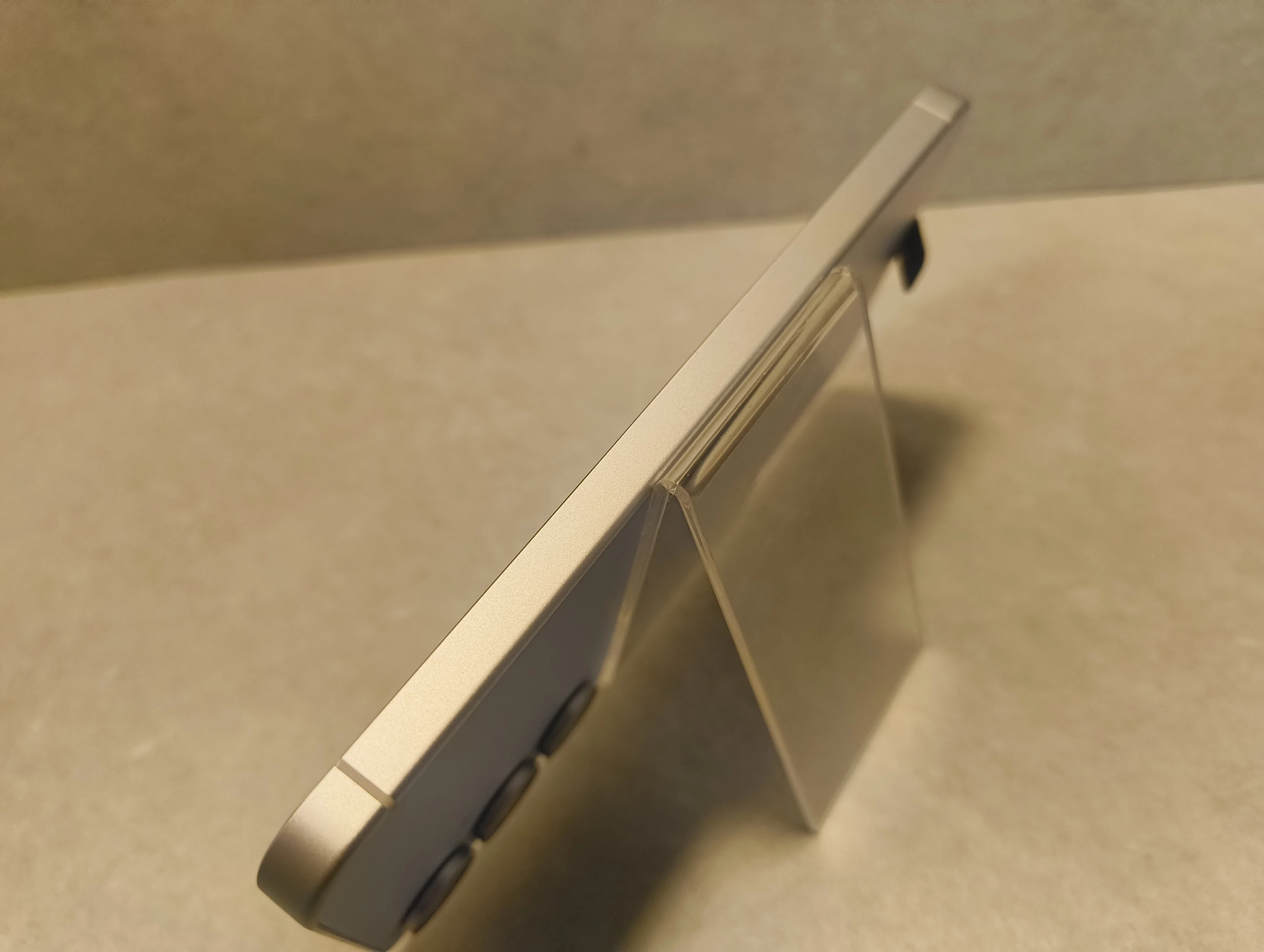 telefon-samsung-galaxy-s25-fe-8128-igla-wbudowana-pamiec-202869-214189