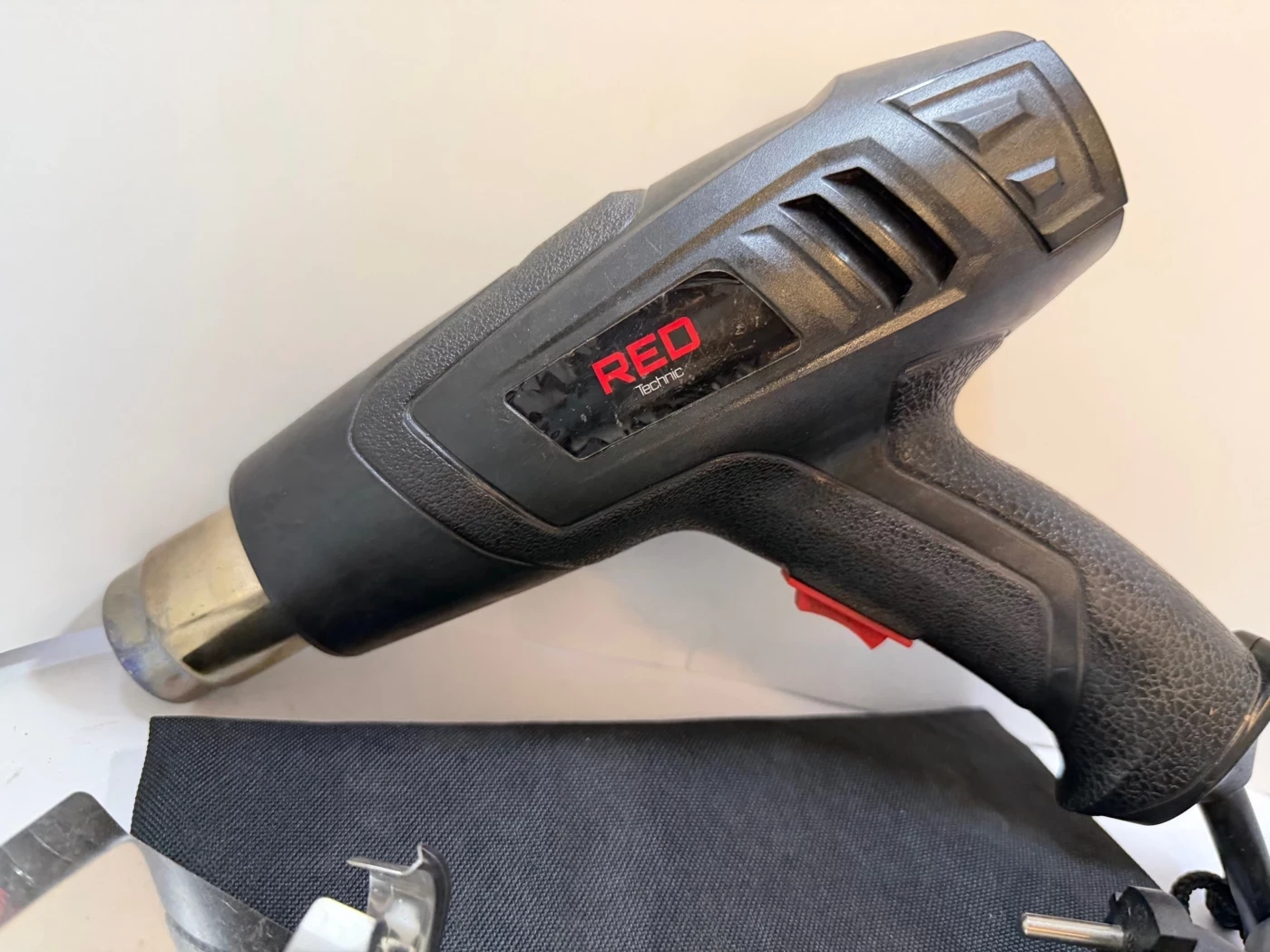 opalarka-red-technic-2000-w-ean-gtin-5904067442856