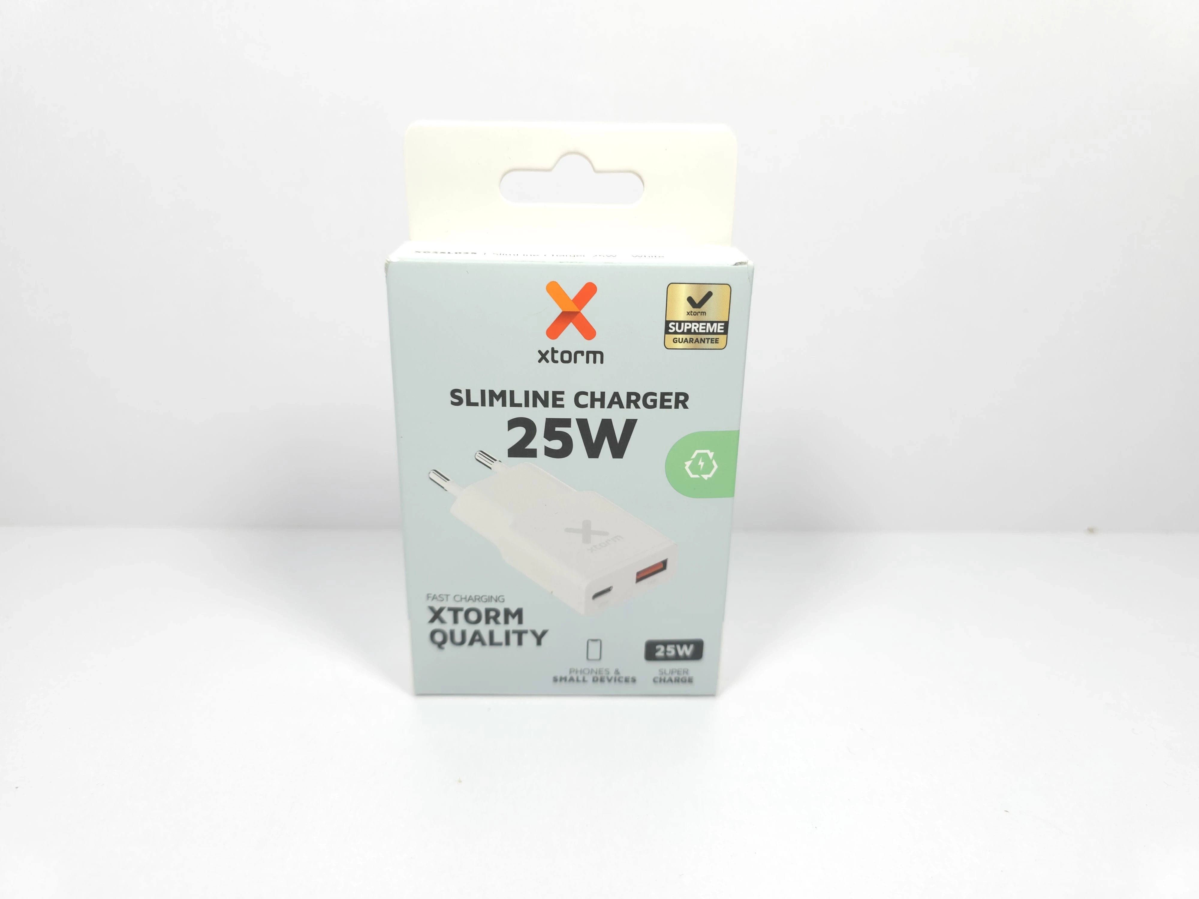 kostka-xtorm-slimline-charger-25w-osiedle-pod-lipami-poznan