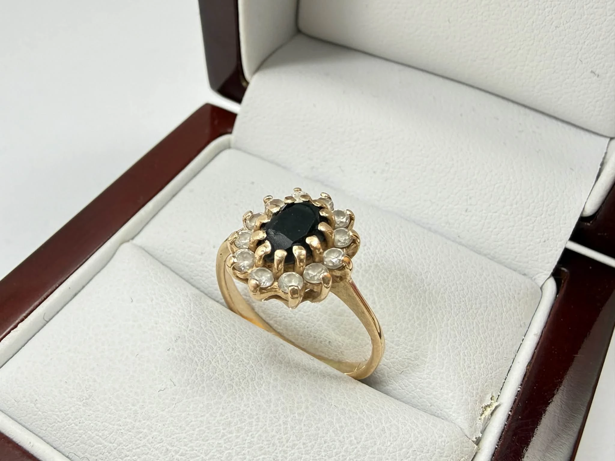 wyrob-jubilerski-uzywany-pierscionek-targowa-41-warszawa