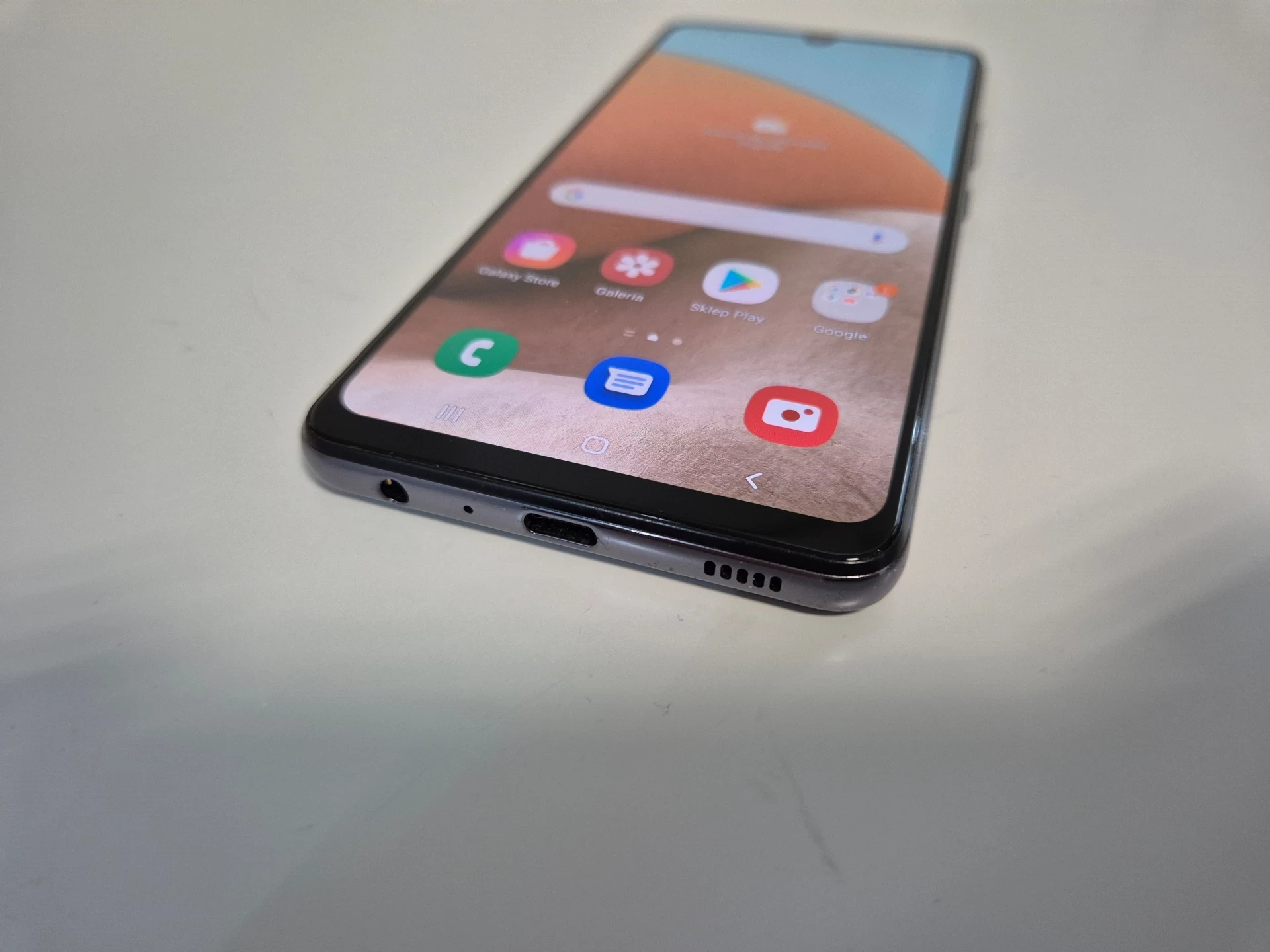 samsung-galaxy-a32-a325f-4128gb-lte-przekatna-ekranu-640