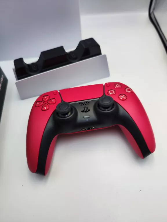 konsola-sony-ps5-pro-2tb-pad-stacja-kable-gwar-zawiera-baterie-250685-2006717