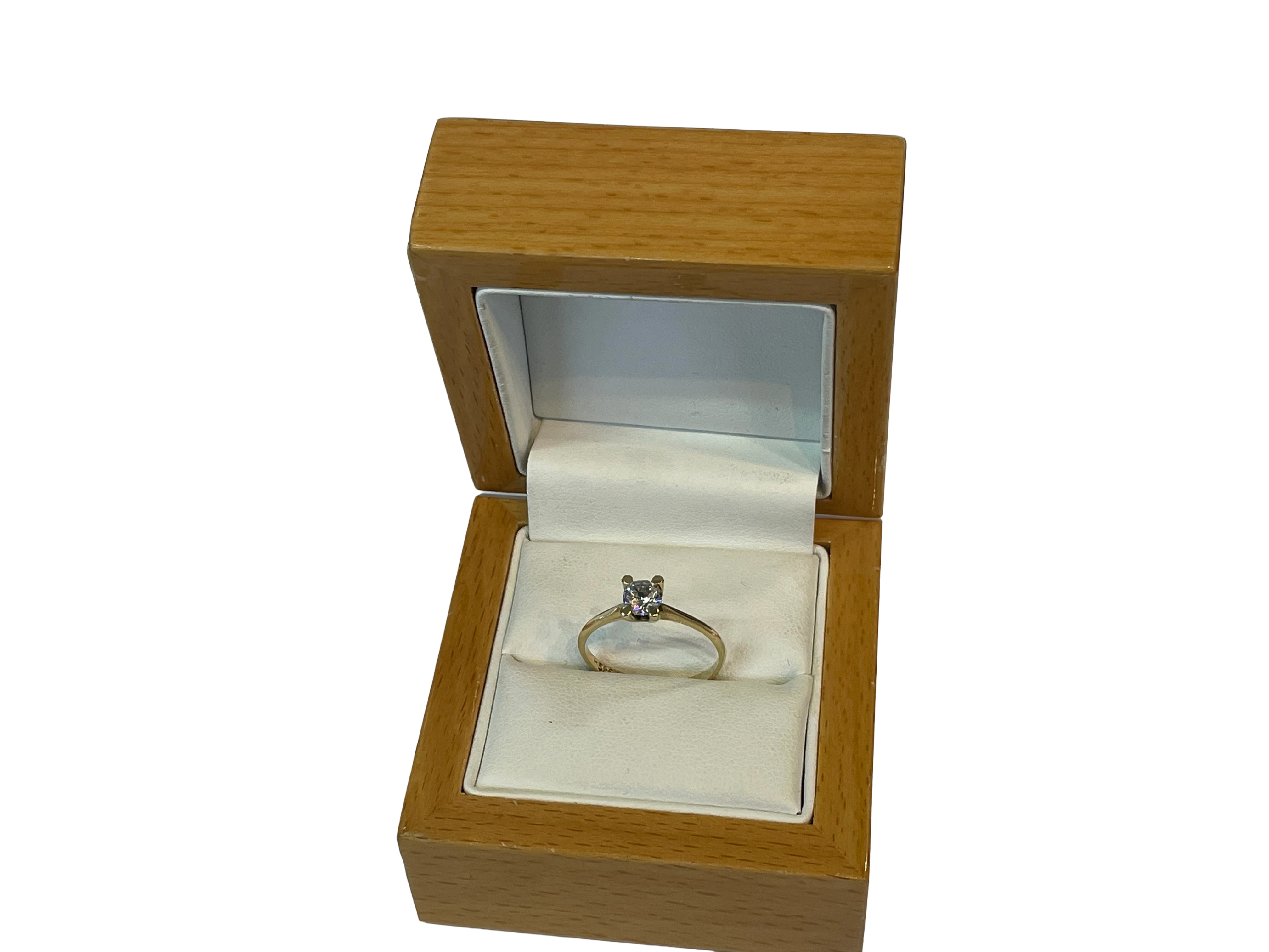 zloty-pierscionek-cyrkonia-585-193g-r16-wolnosci-239-zabrze-sj